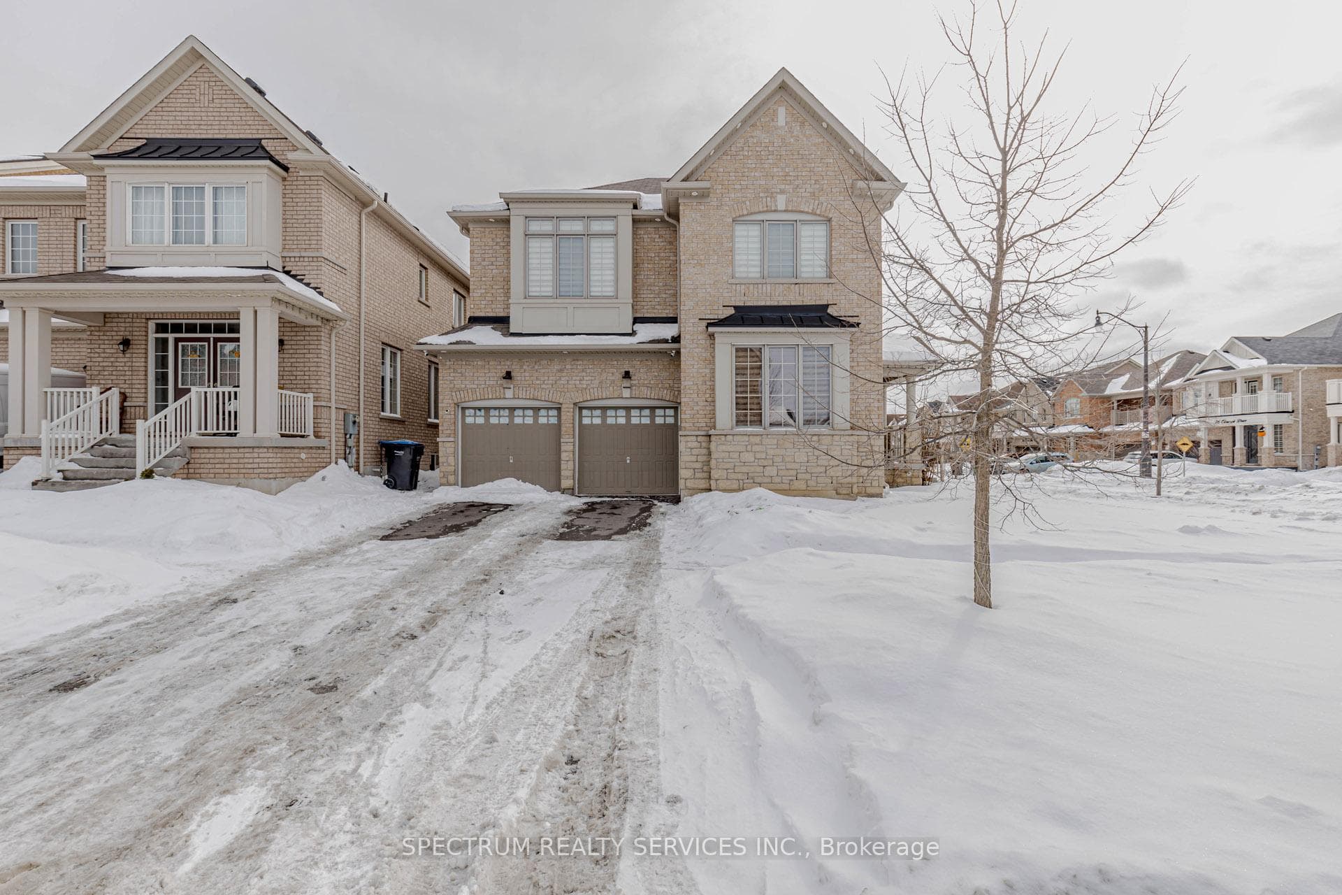 75 Elmcrest Drive, Brampton, ON L6Y 5Z1 - Photo 1