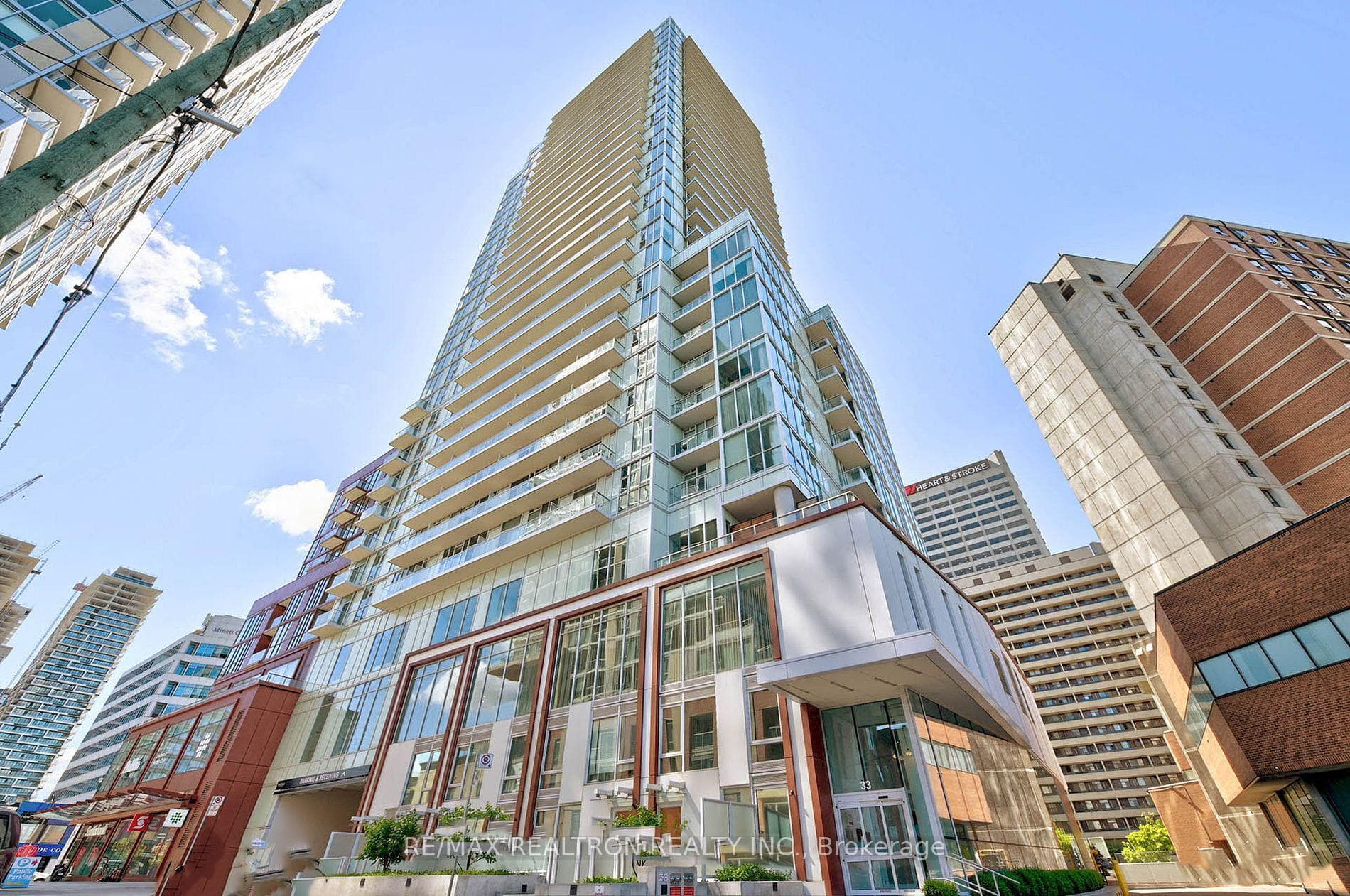 33 Helendale Avenue Unit 1302, Forest Hill / Deer Park, ON M4R 0A4 - Photo 1