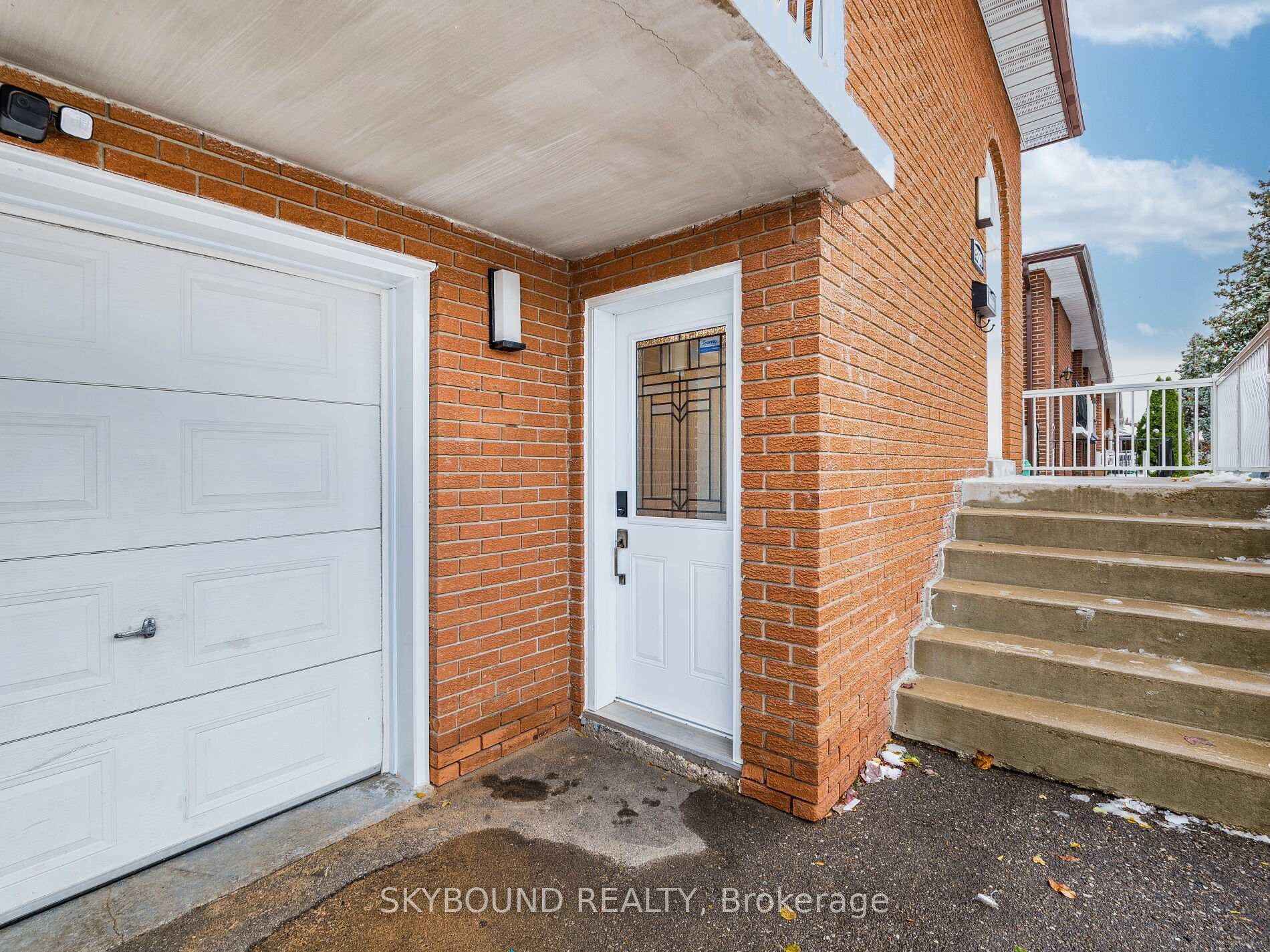 3878 Midhurst Lane, Mississauga, ON L4Z 1C7 - Photo 1
