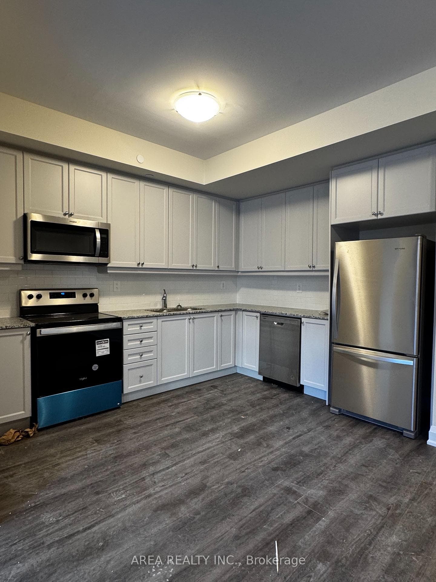 1593 Rose Way Unit 124, Milton