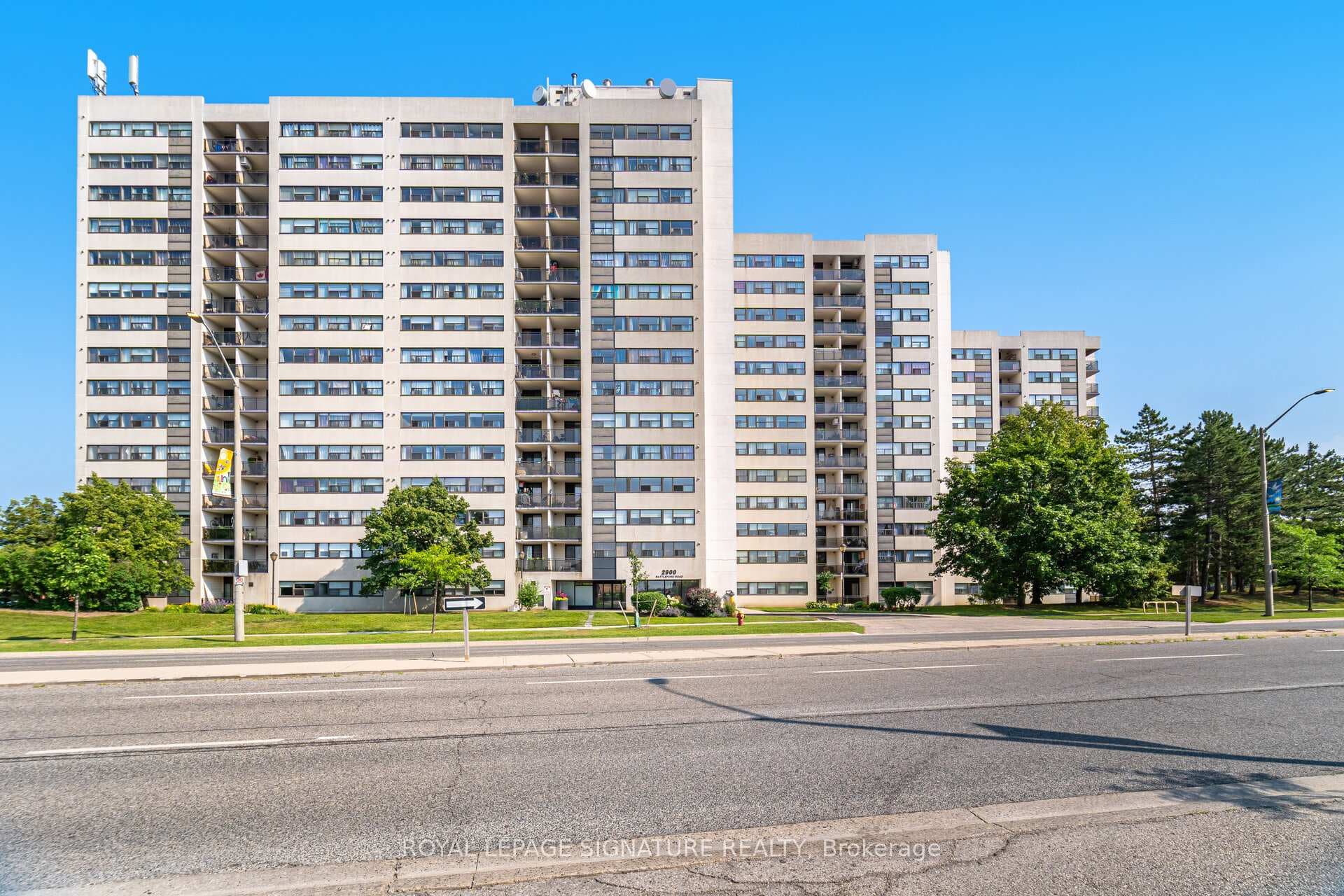 2900 Battleford Road Unit 214, Mississauga, ON L5N 2V9 - Photo 1