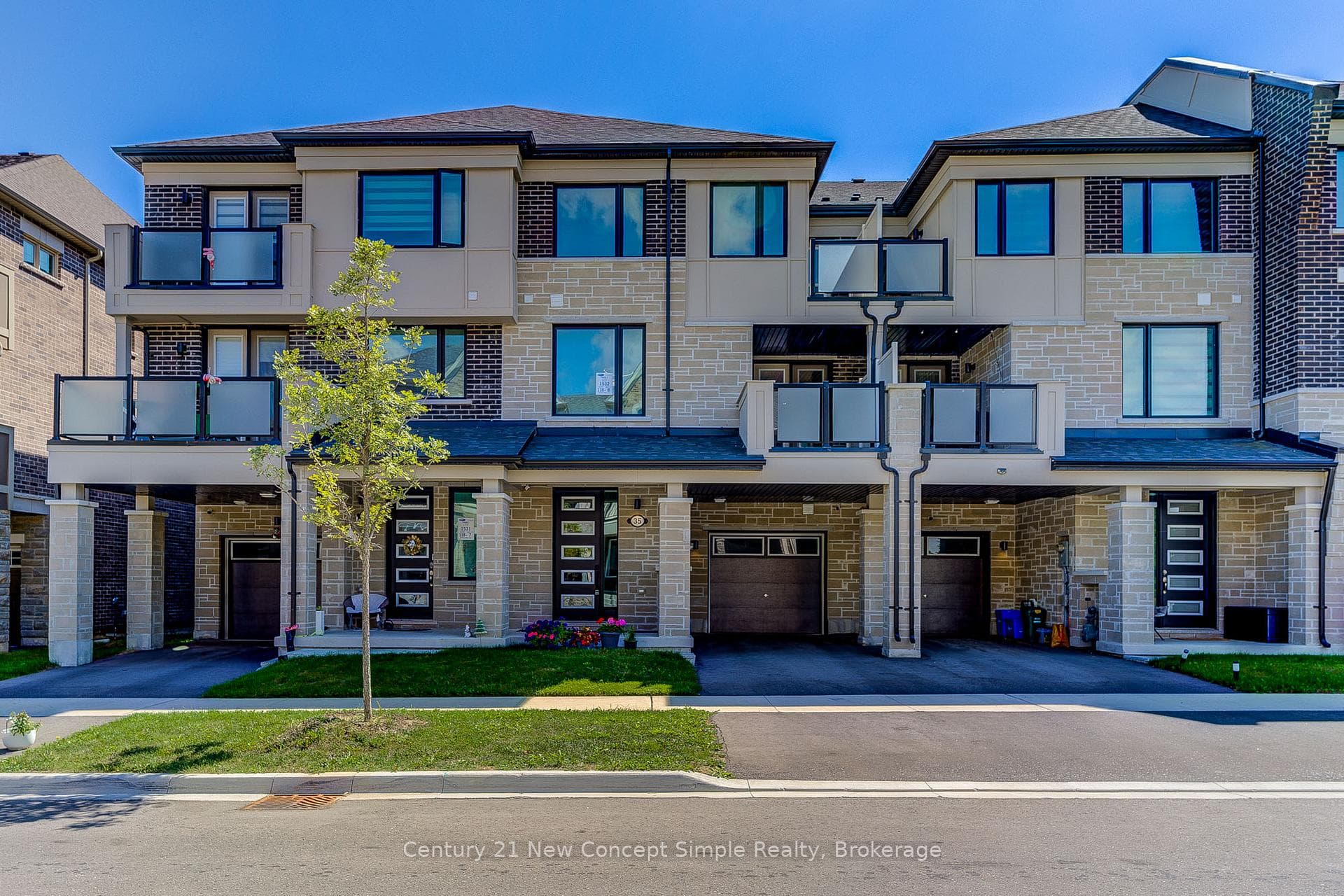 35 Thomas Frisby Jr Crescent, Markham, ON L6C 3L1 - Photo 1