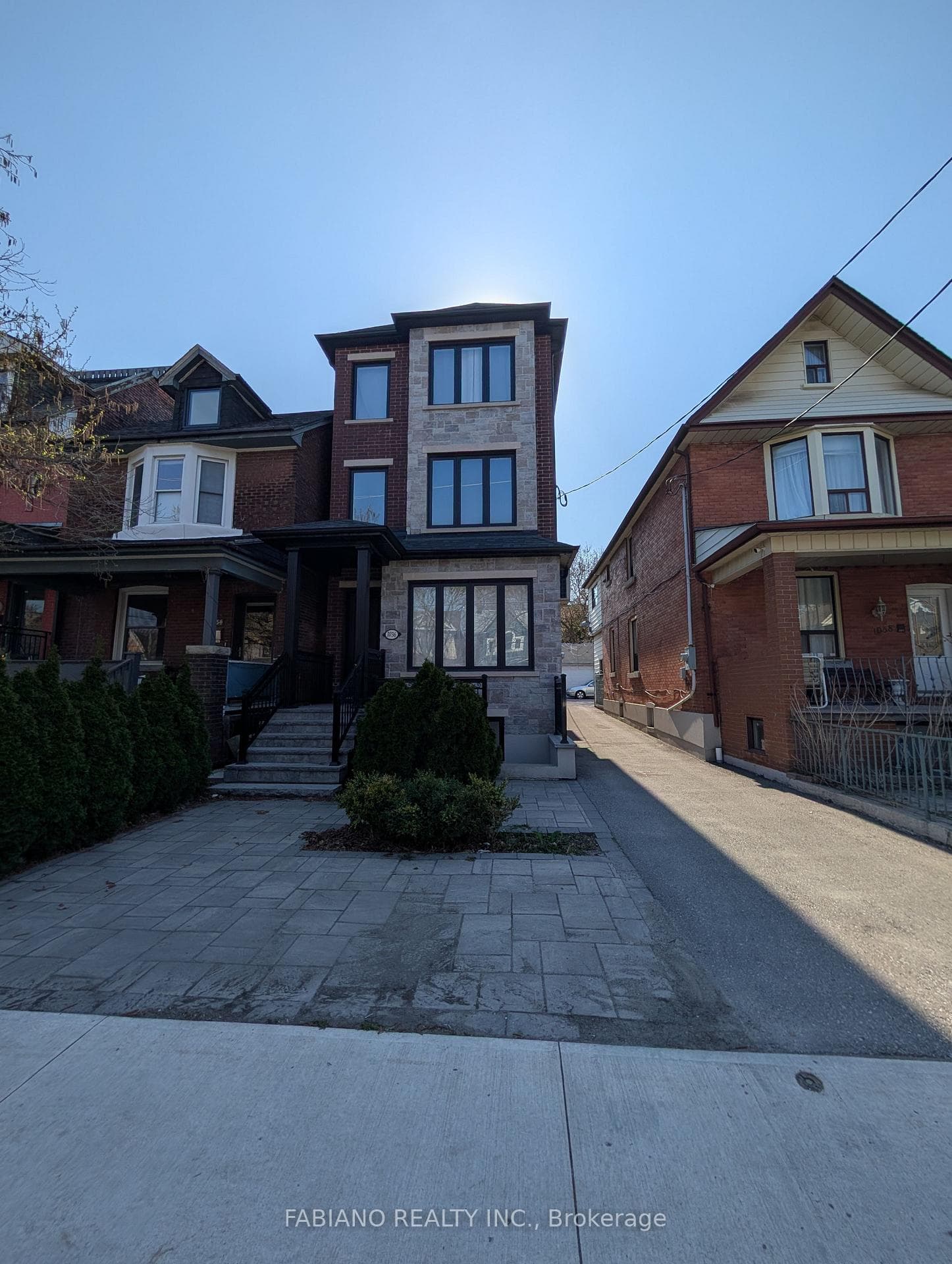 1036 Dovercourt Road Unit Lower, Bloor West Village / Swansea, ON M6H 2X8 - Photo 1