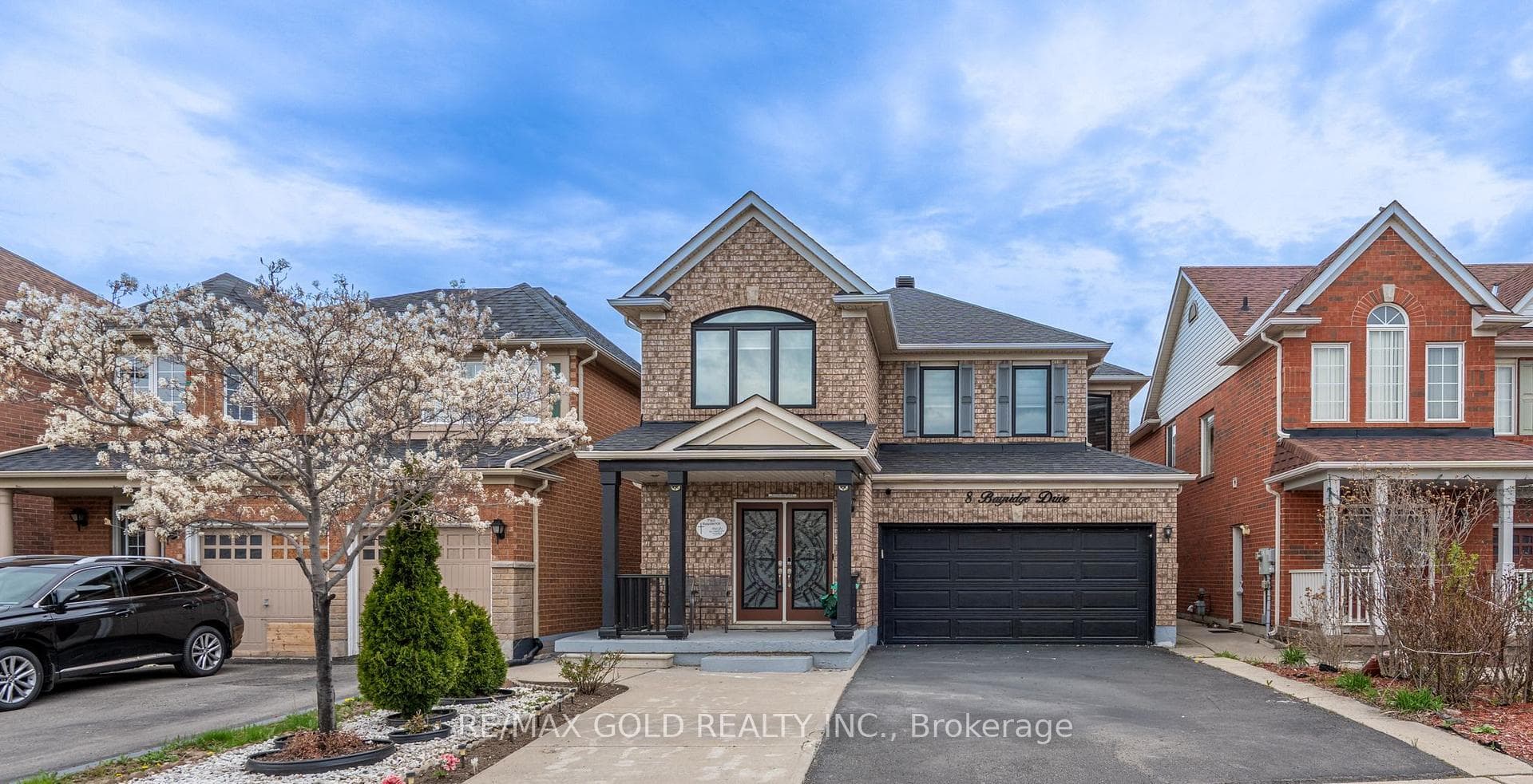 8 Bayridge Drive, Brampton, ON L6P 2H8 - Photo 1