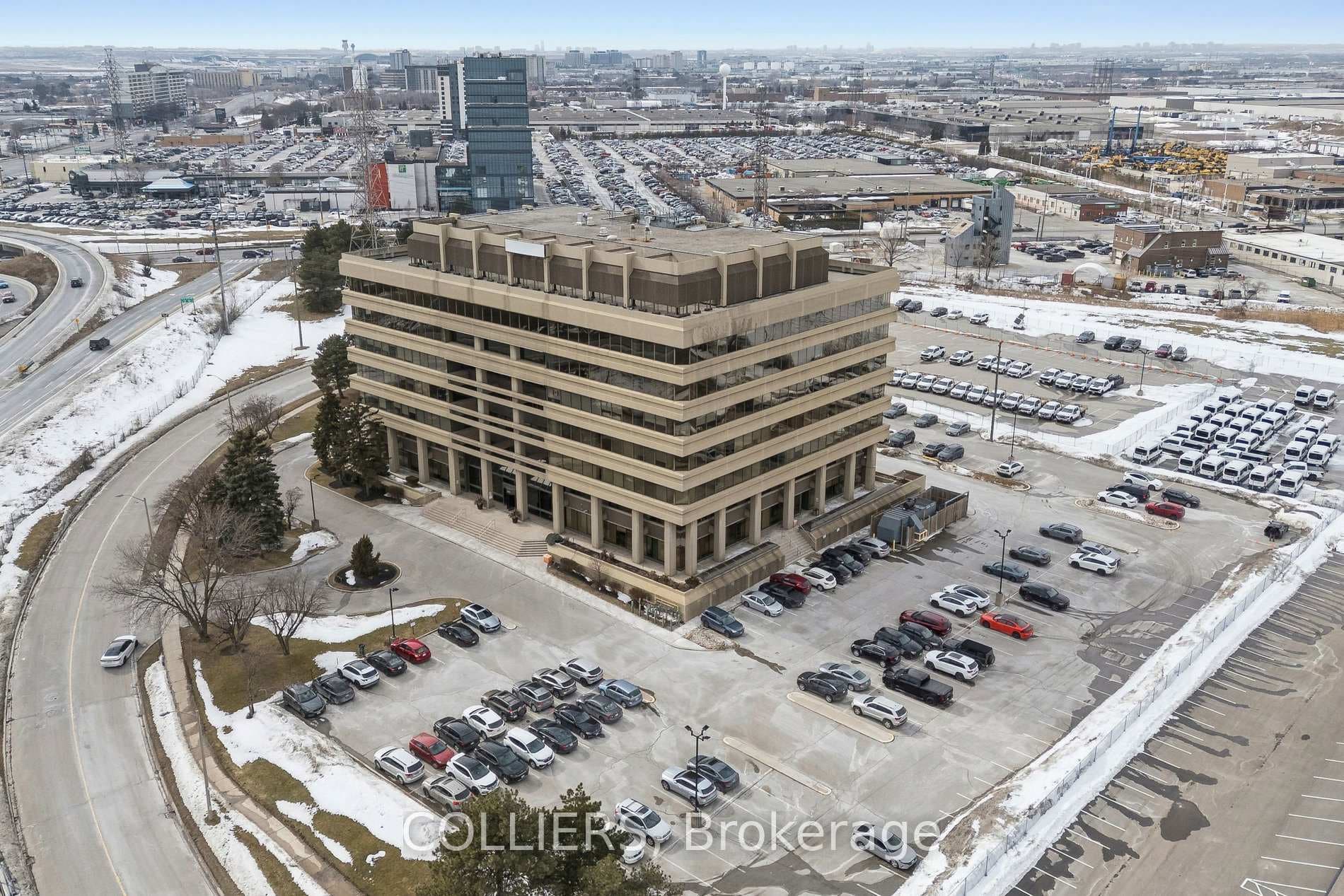 200 Ronson Drive, Etobicoke (West Mall / Rexdale), ON M9W 5Z9 - Photo 1