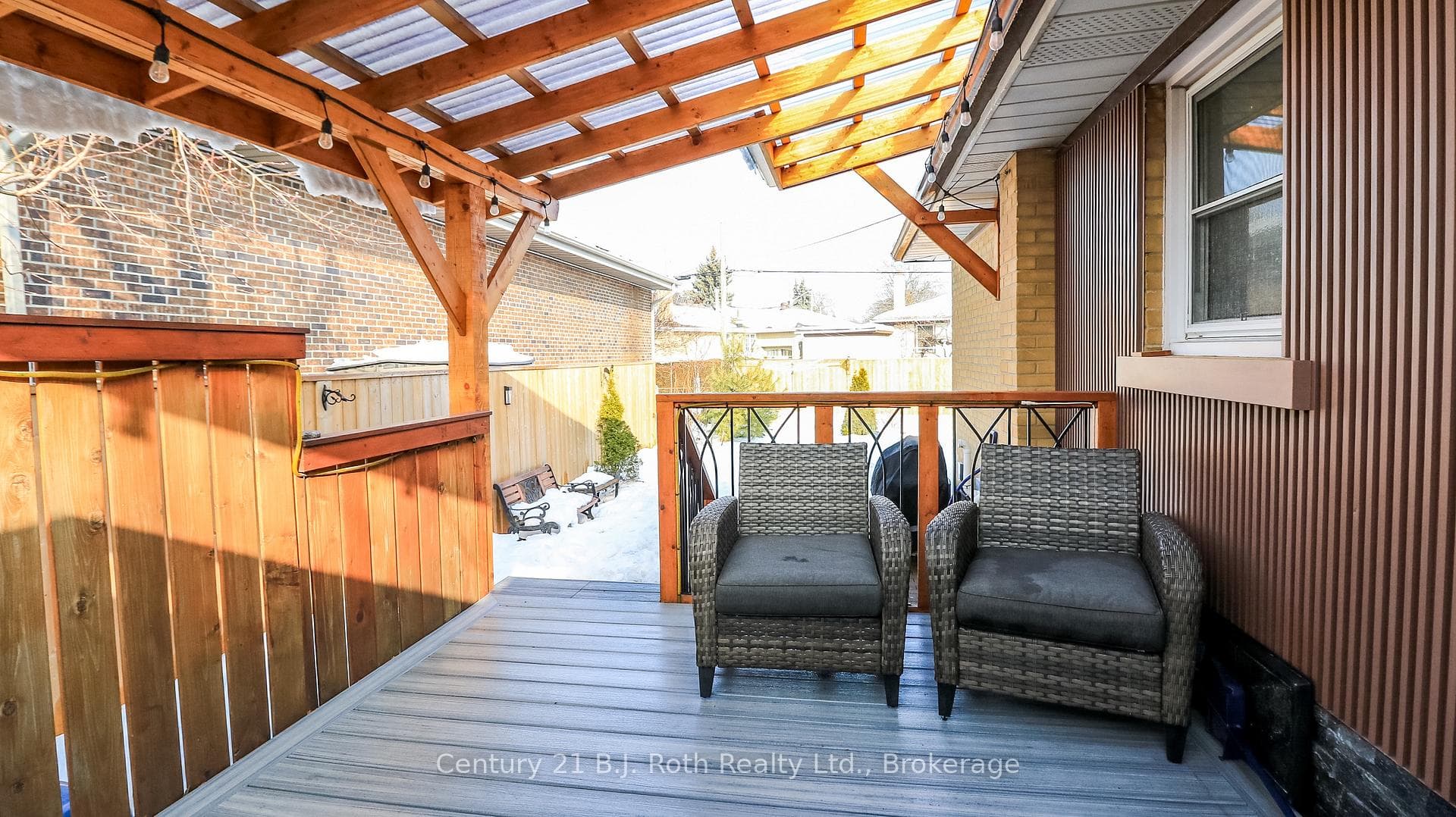 156 The Westway N/A, Etobicoke (Kingsview Village / Humber Heights), ON M9P 2C1 - Photo 1