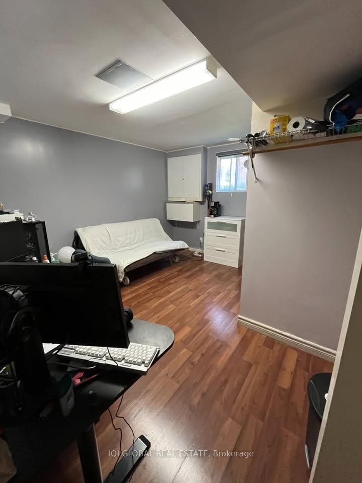 2608 Islington Avenue, Etobicoke (West Mall / Rexdale), ON M9V 2X3 - Photo 1