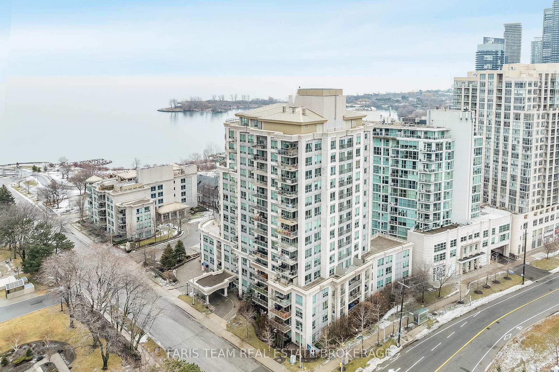 88 Palace Pier Court Unit 806, Liberty Village / Parkdale / South Parkdale, ON M8V 4C2 - Photo 1