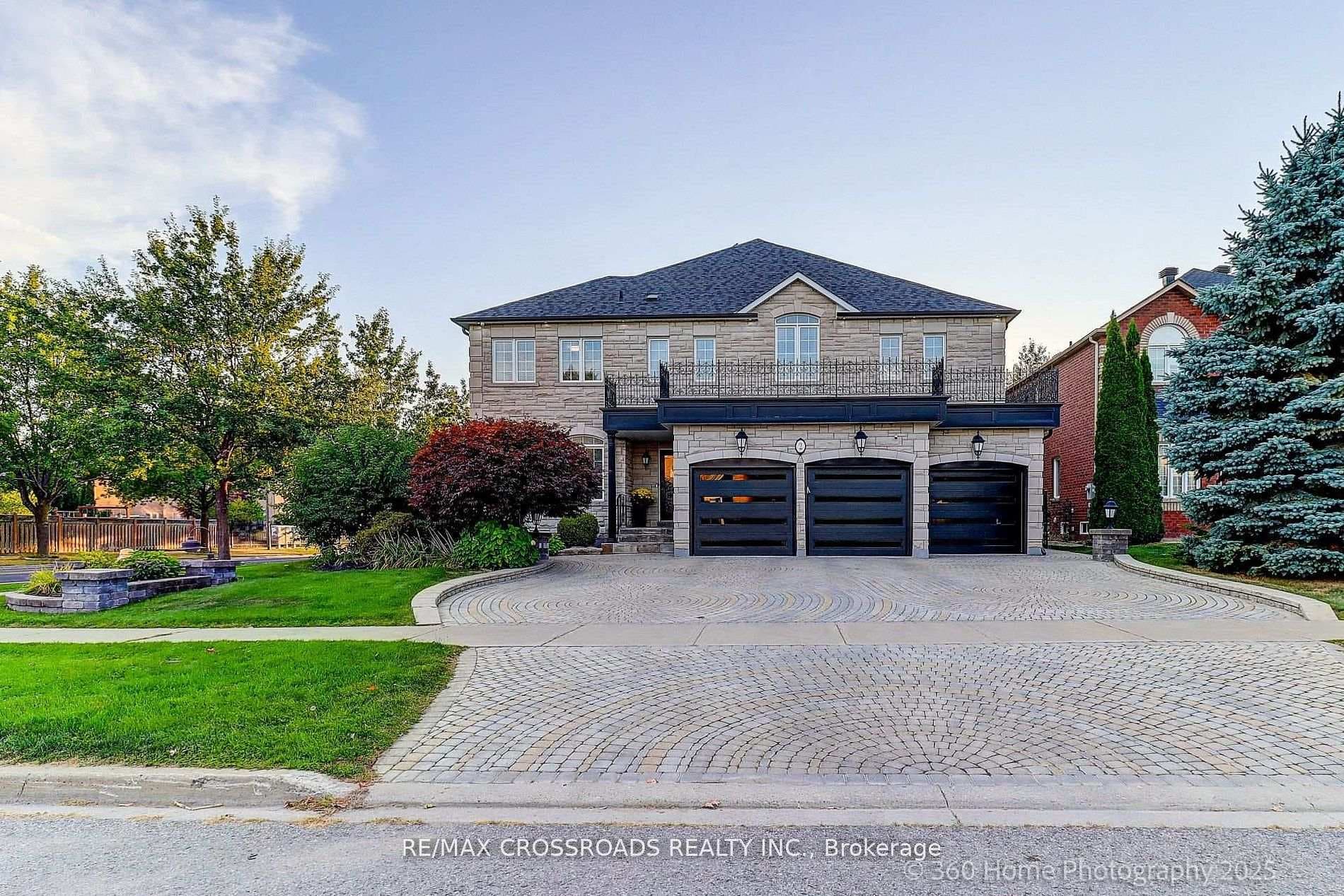2 Mumberson Court, Markham, ON L6C 1Y4 - Photo 1