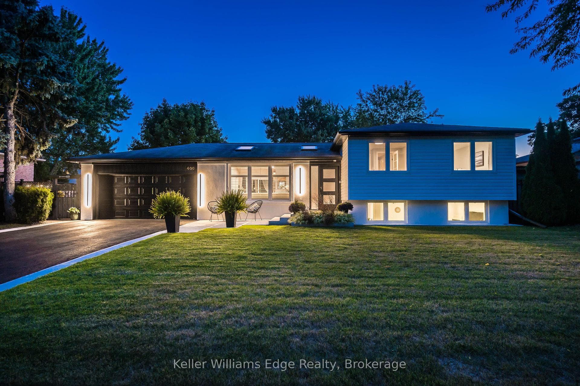 400 Sunset Drive, Oakville, ON L6L 3N2 - Photo 1