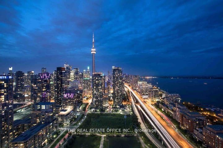 21 Iceboat Terrace Unit 4001, Downtown Toronto / Waterfront, ON M5V 4A9 - Photo 1
