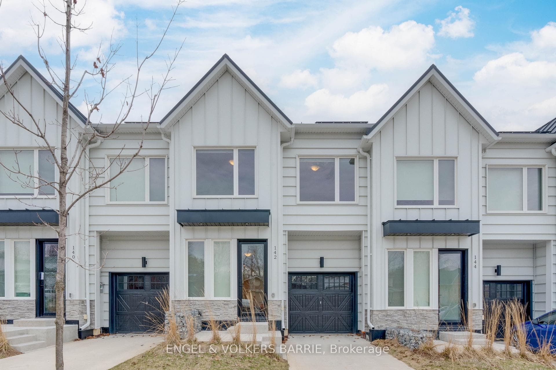 142 Athabaska Road, Barrie