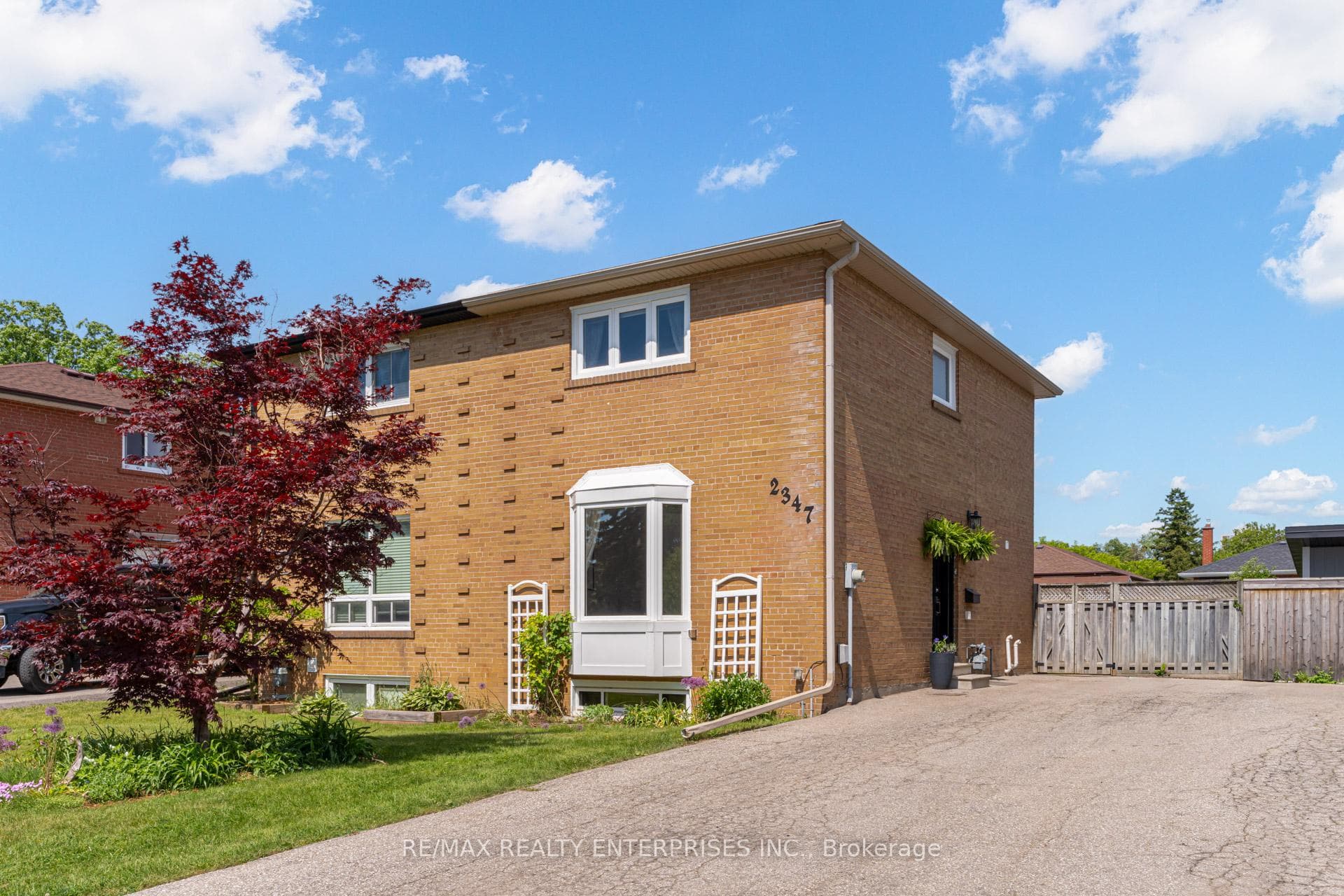 2347 Brookhurst Road, Mississauga, ON L5J 1R1 - Photo 1