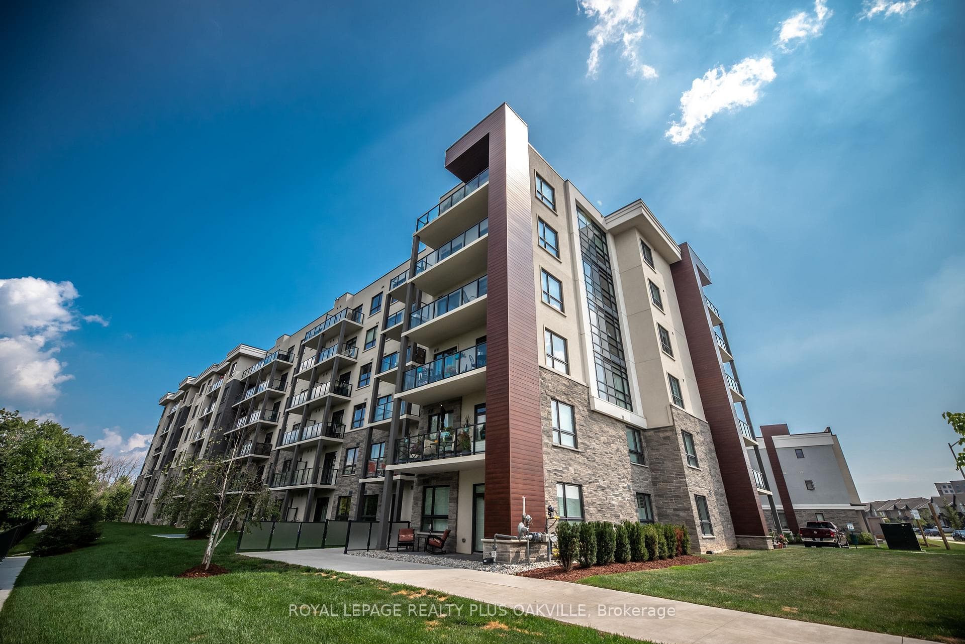 125 Shoreview Place Unit 214, Hamilton