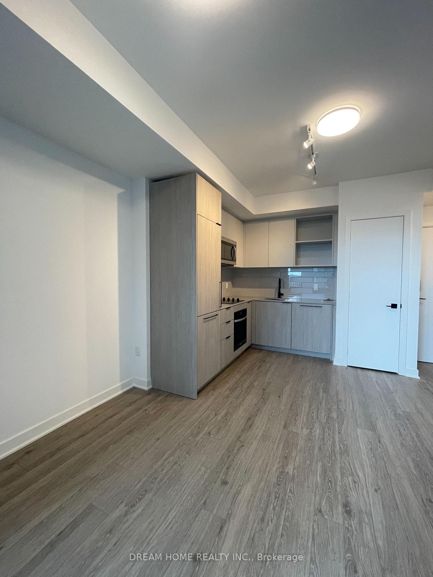 1185 Dupont Street Unit 503, Bloor West Village / Swansea, ON M6H 0G5 - Photo 1