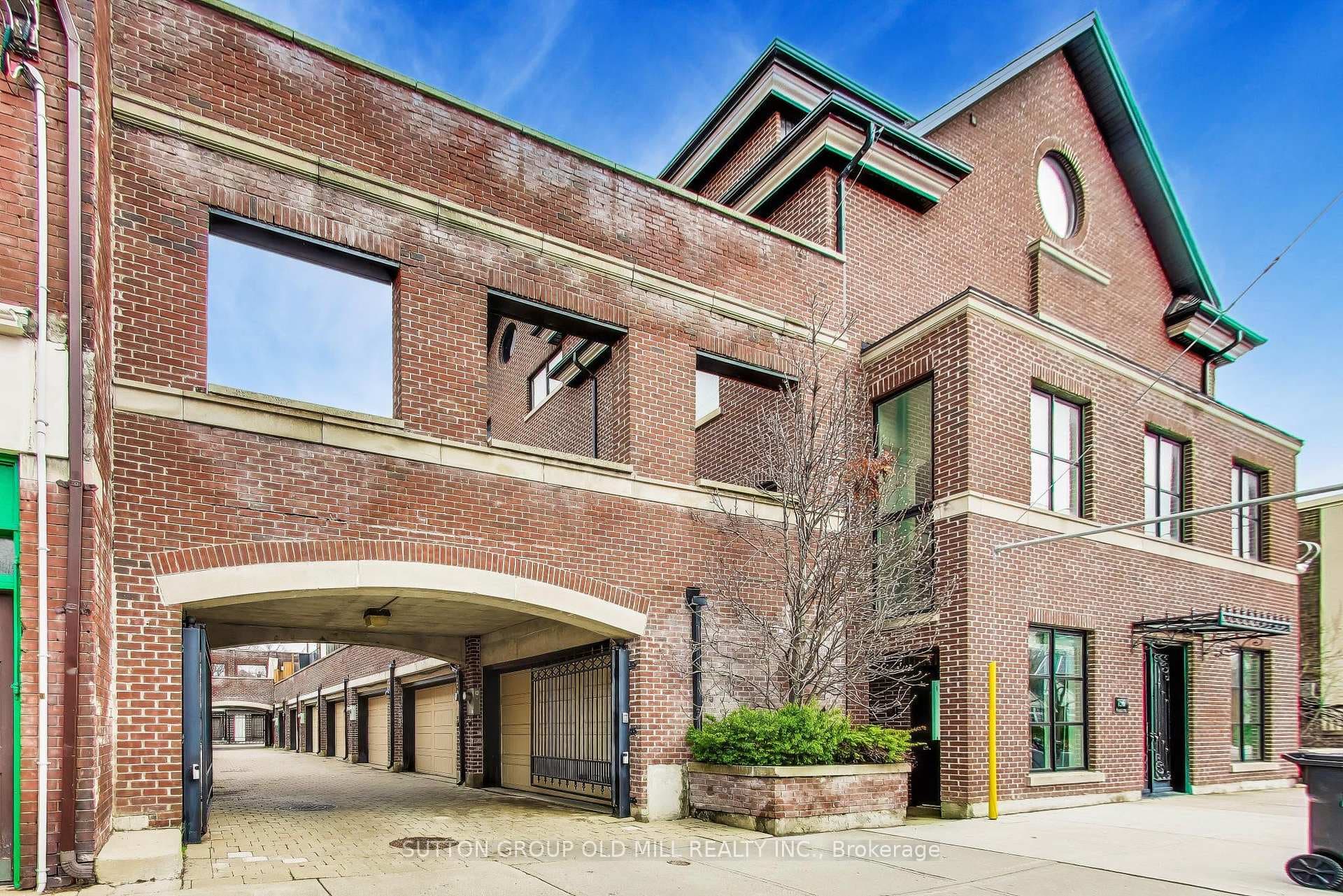 756 Annette Street, Bloor West Village / Swansea, ON M6S 2E2 - Photo 1
