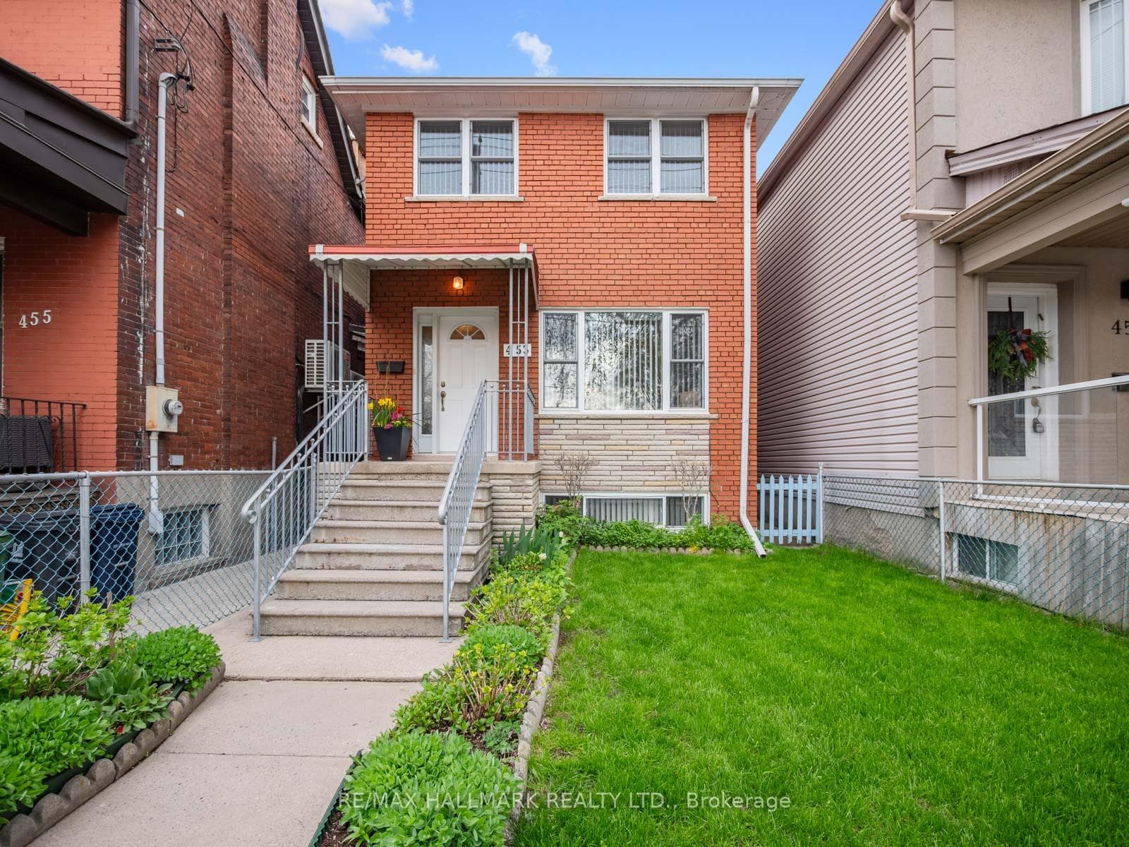 453 Jones Avenue, Riverdale / Leslieville, ON M4J 3G7 - Photo 1