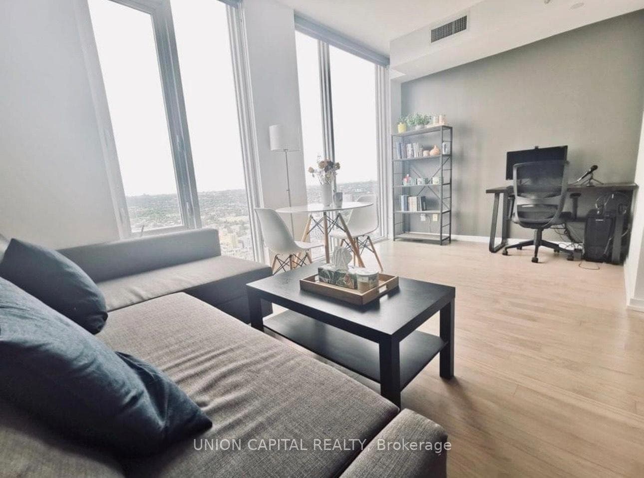 101 Peter Street Unit 3510, Toronto C01