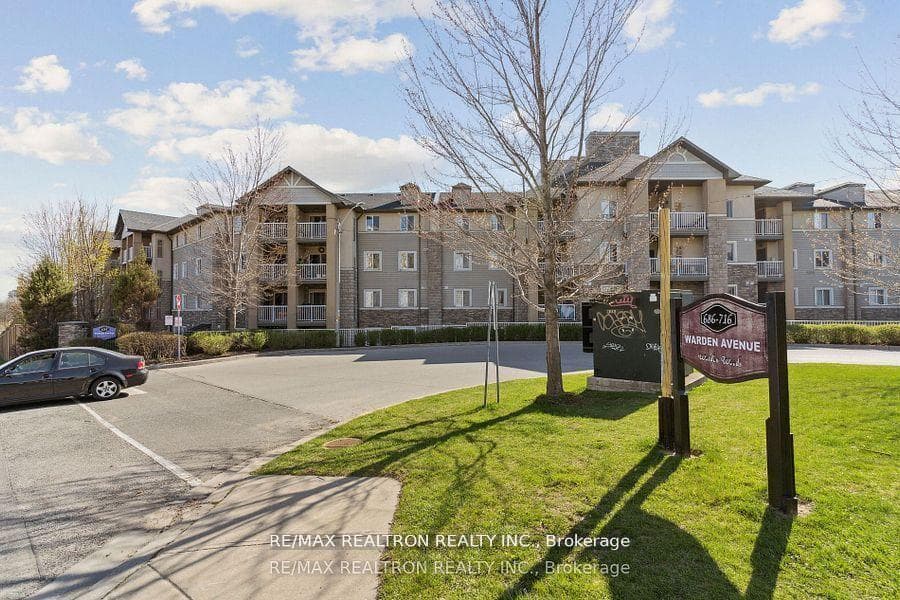 684 Warden Avenue Unit 103, Dorset Park / Kennedy Park, ON M1L 4W4 - Photo 1