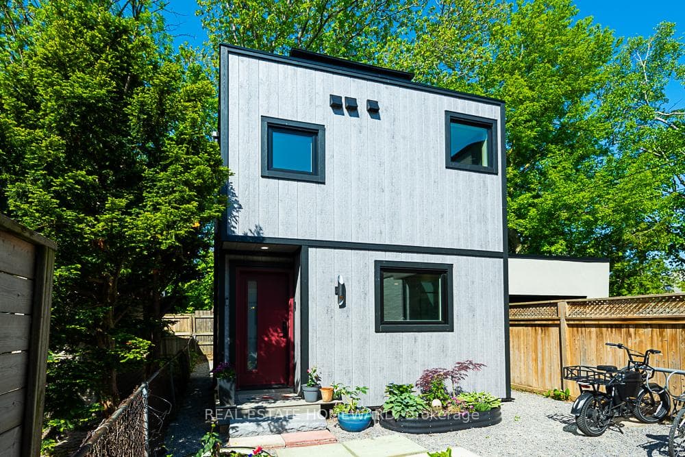 254 Rhodes Avenue Unit Laneway, Riverdale / Leslieville, ON M4L 3A1 - Photo 1