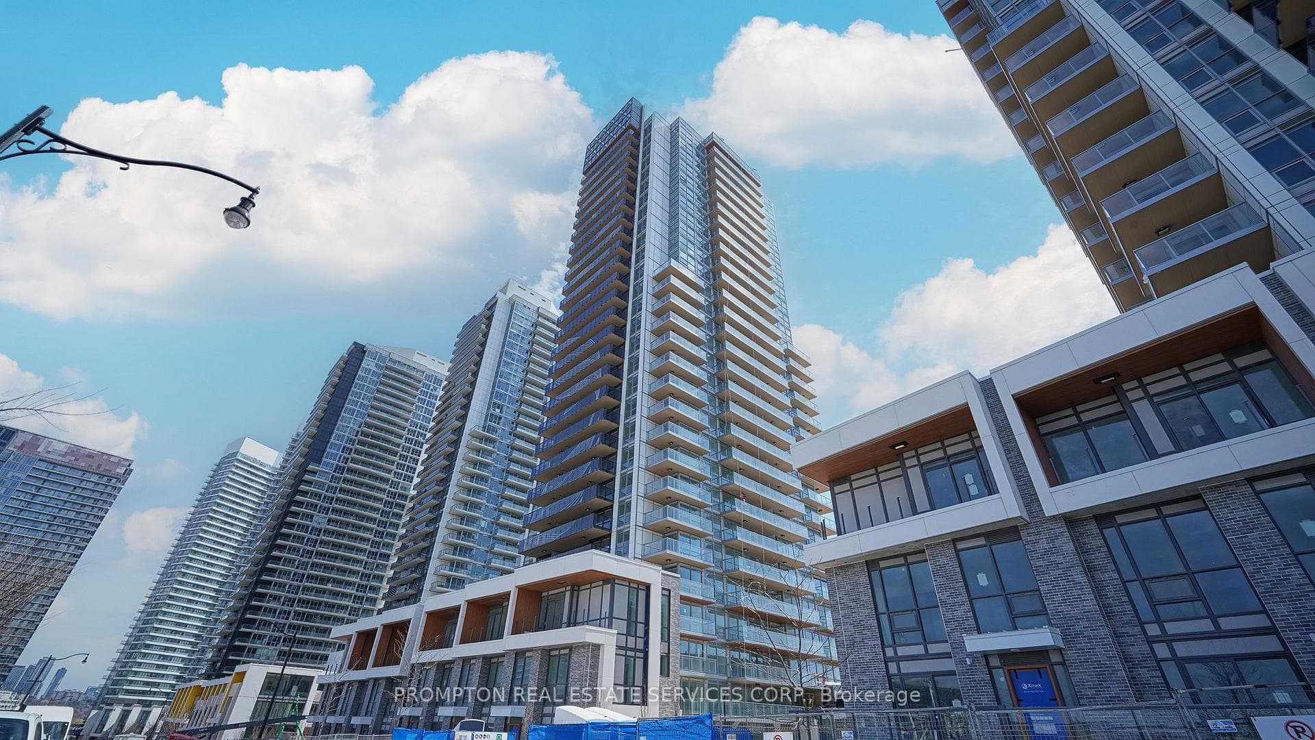 25 McMahon Drive Unit 801, Hillcrest Village / Bayview Village, ON M2K 0J1 - Photo 1