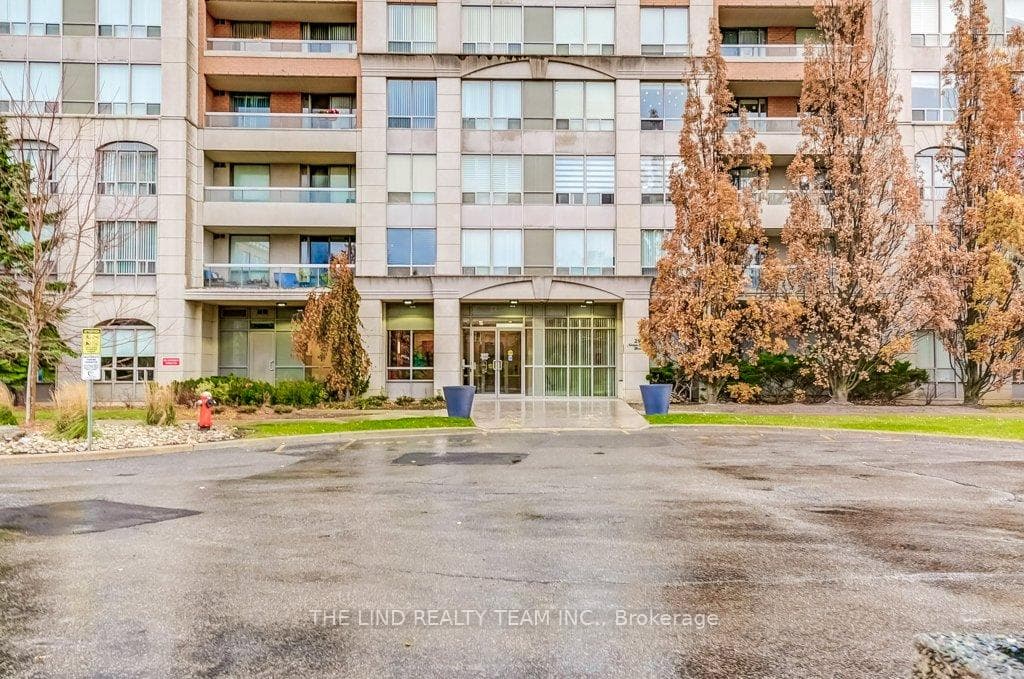 29 Northern Heights Drive Unit PH 10, Richmond Hill, ON L4B 4L8 - Photo 1