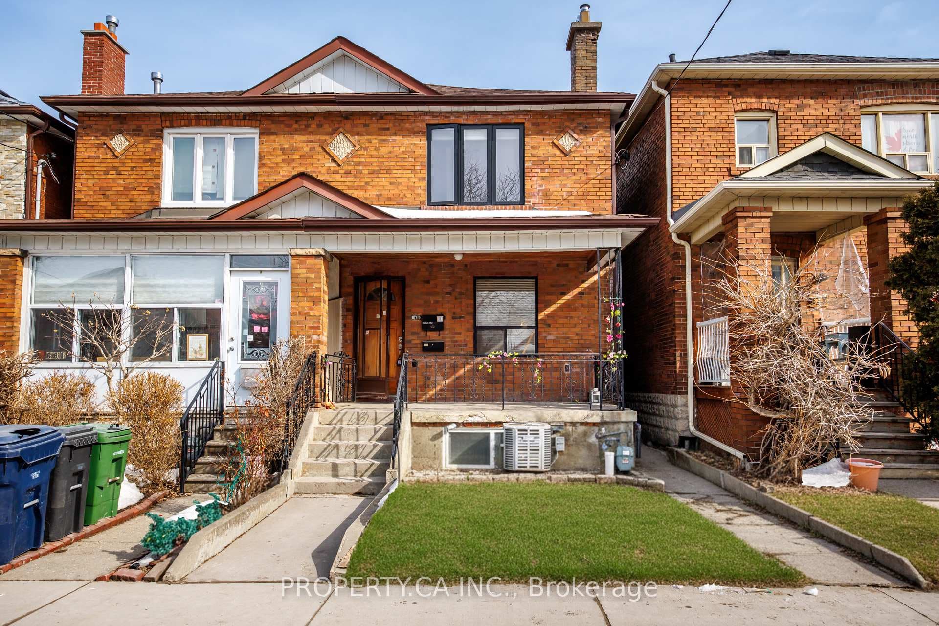 679 Vaughan Road, Forest Hill / Deer Park, ON M6E 2Y7 - Photo 1