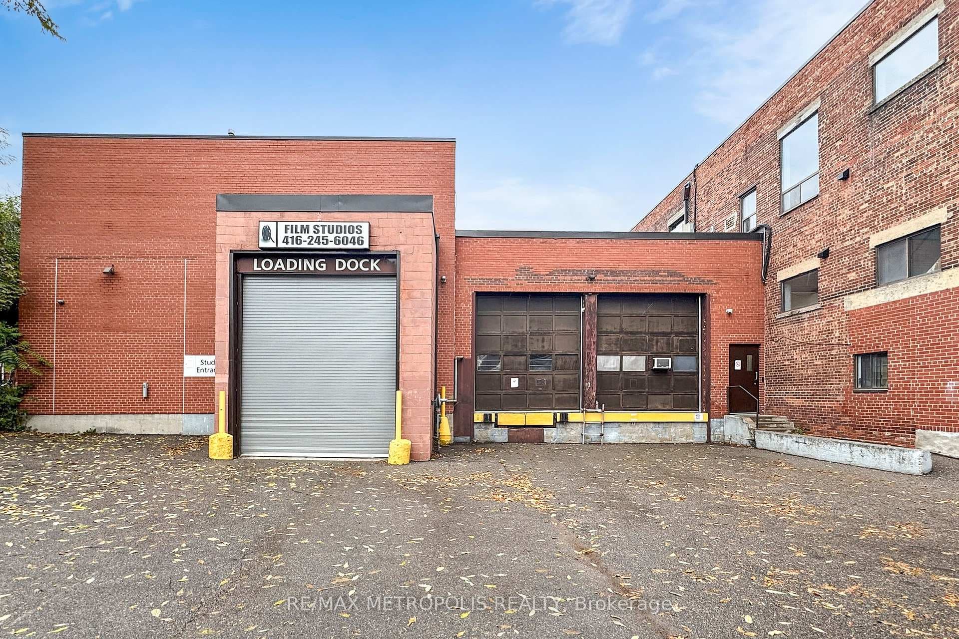 258 Wallace Avenue Unit 105, Bloor West Village / Swansea, ON M6P 3M9 - Photo 1
