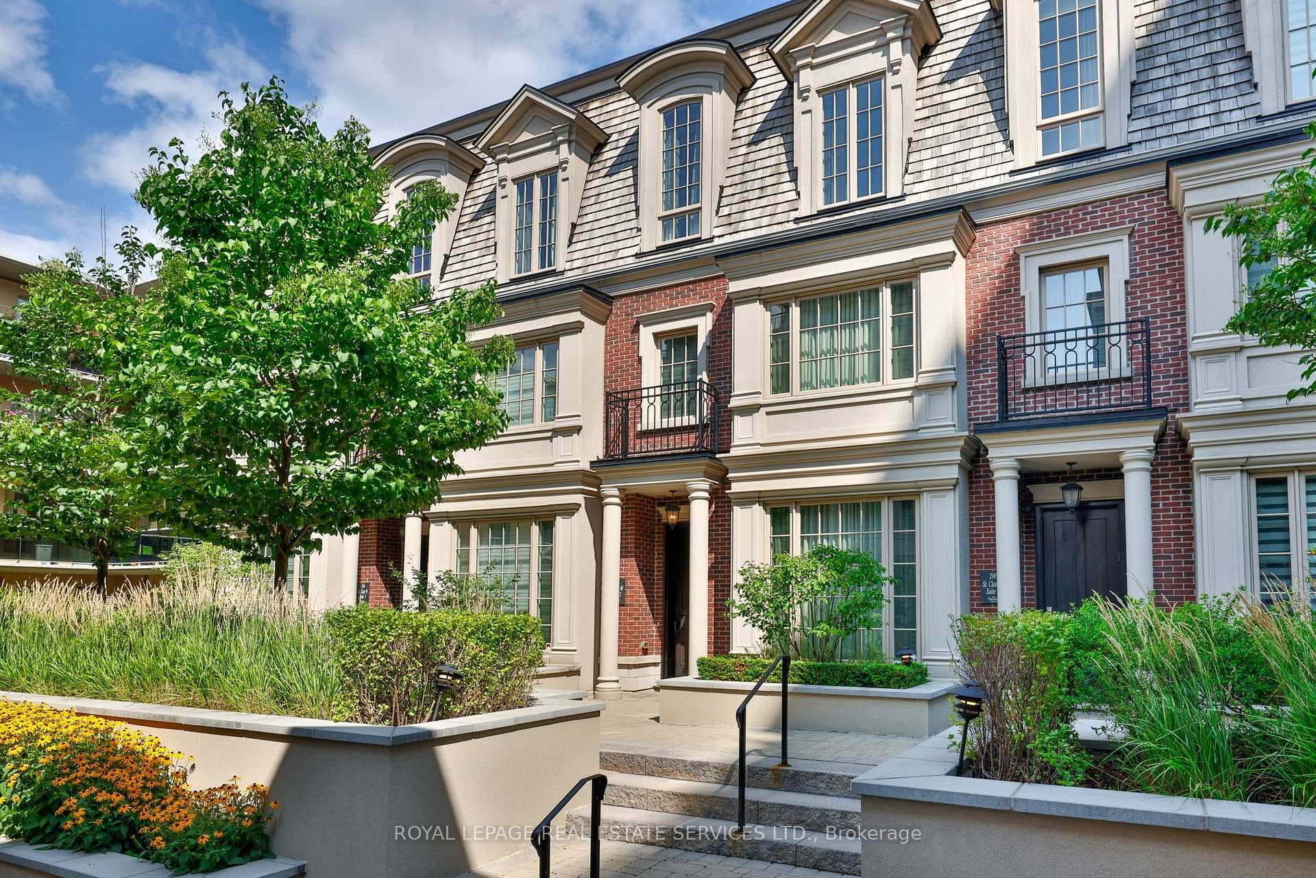 290 St Clair Avenue Unit TH2, Annex / Yorkville / Summerhill, ON M4V 1S3 - Photo 1