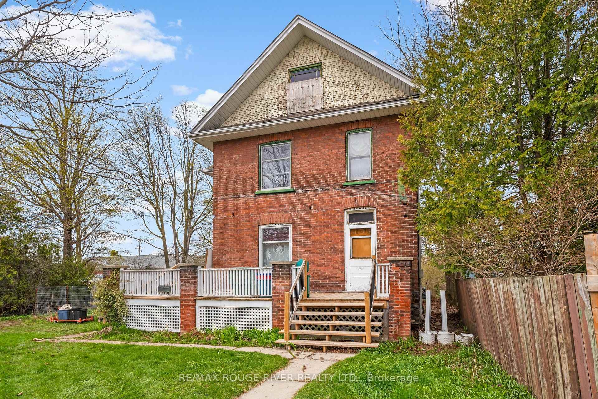 56 Melbourne Street, Kawartha Lakes, ON K9V 2T1 - Photo 1