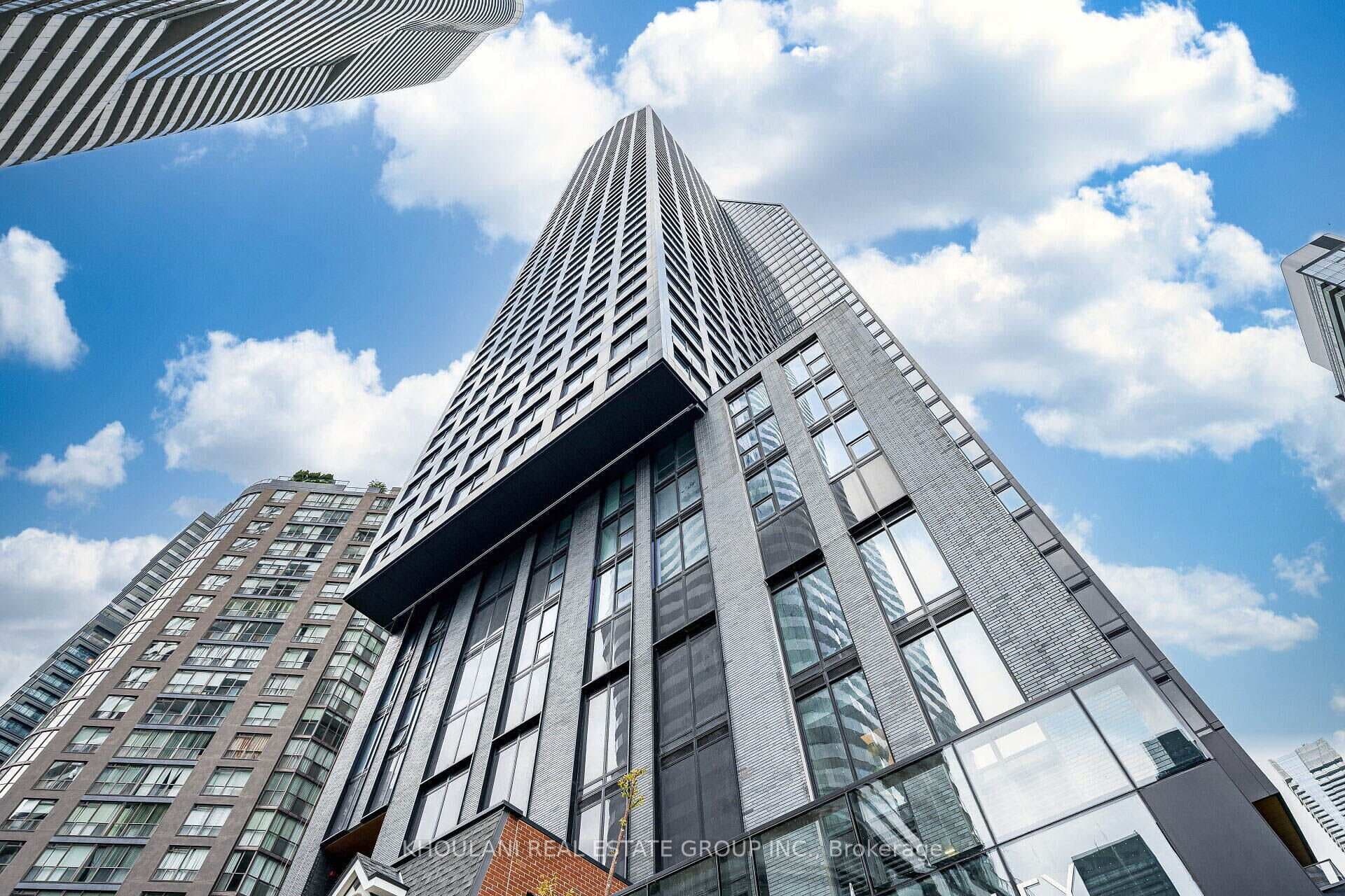 8 Wellesley Street Unit 4803, Downtown Toronto / Waterfront, ON M4Y 0J5 - Photo 1