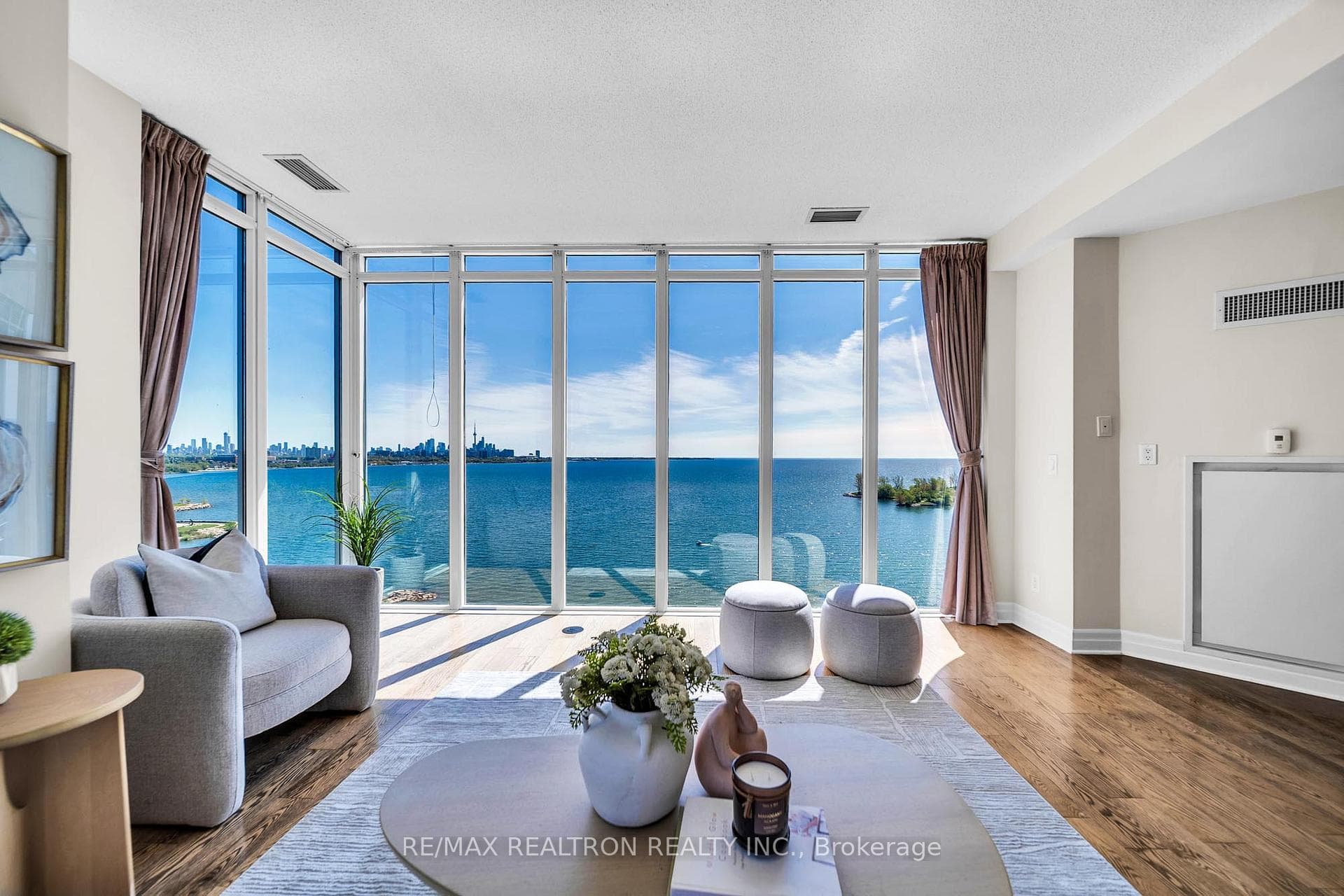 58 Marine Parade Drive Unit 1203, Liberty Village / Parkdale / South Parkdale, ON M8V 4G1 - Photo 1