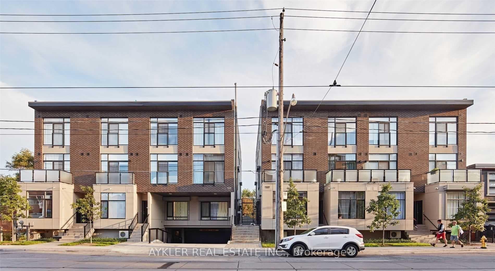 1321 Gerrard Street Unit 15, Riverdale / Leslieville, ON M4L 1Y8 - Photo 1