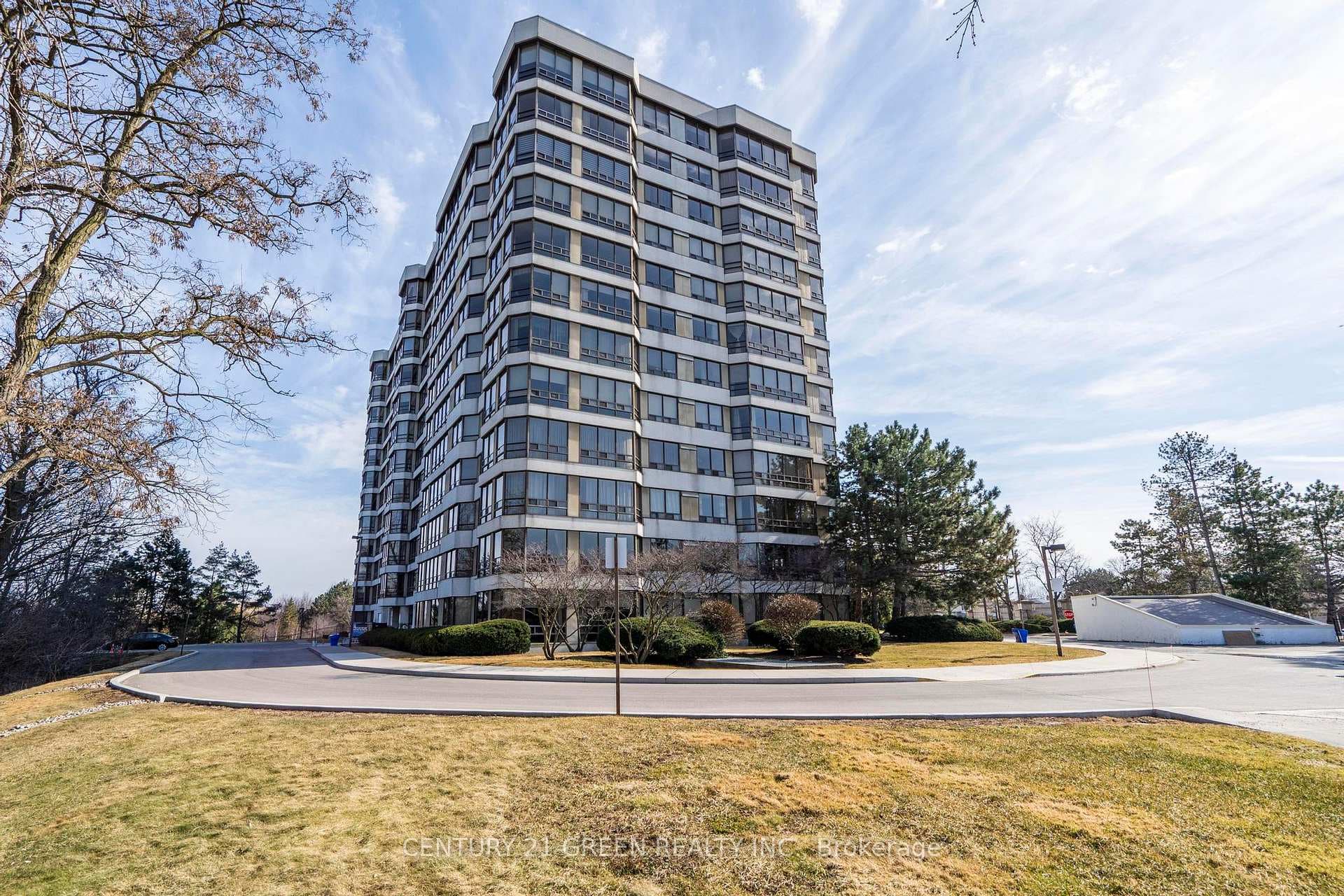 310 Mill Street Unit 712, Brampton, ON L6Y 3B1 - Photo 1