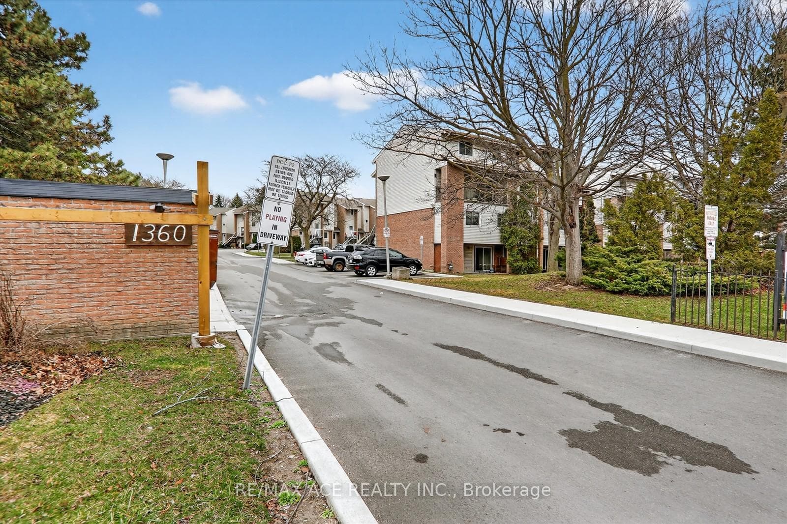 1360 Glenanna Road Unit 16A, Pickering, ON L1V 2V9 - Photo 1