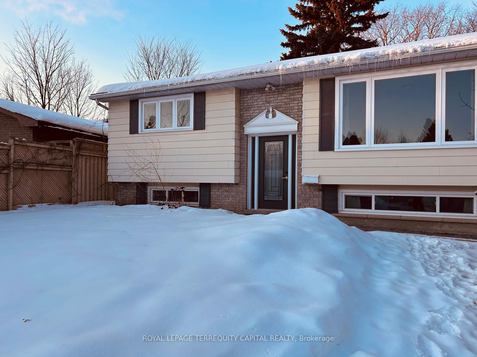 38 Bernick Drive Unit Upper, Barrie