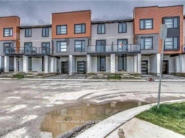 893 Sarnia Road, London North