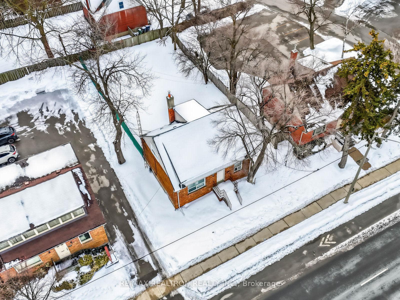 135 Sheppard Avenue, Willowdale / Newtonbrook, ON M2N 3A6 - Photo 1