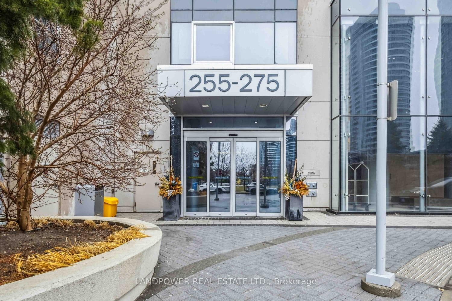 255 Village Green Square Unit 708, Agincourt / Milliken, ON M1S 0L7 - Photo 1