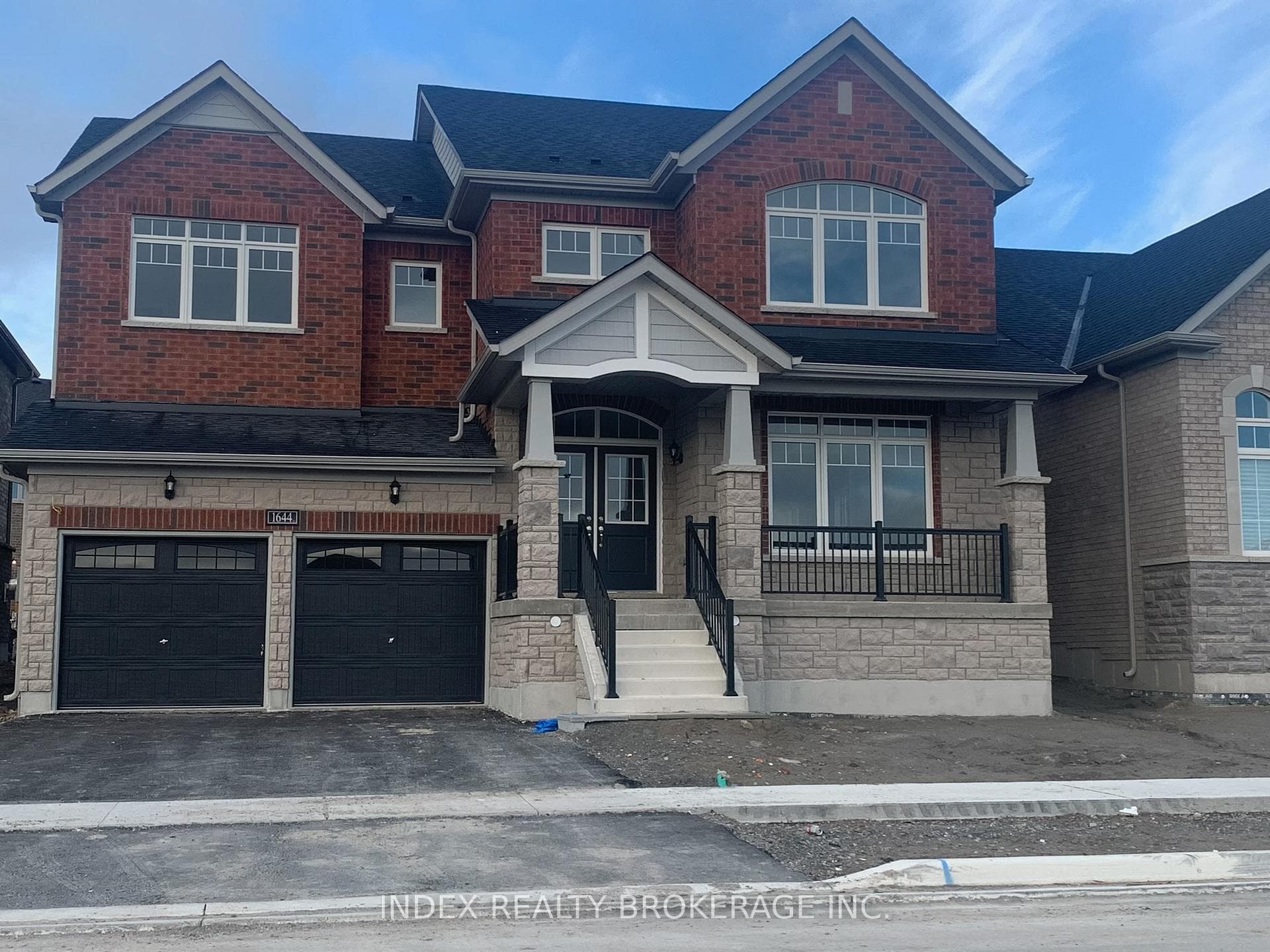 1644 Webster Boulevard, Innisfil, ON L9S 0P7 - Photo 1