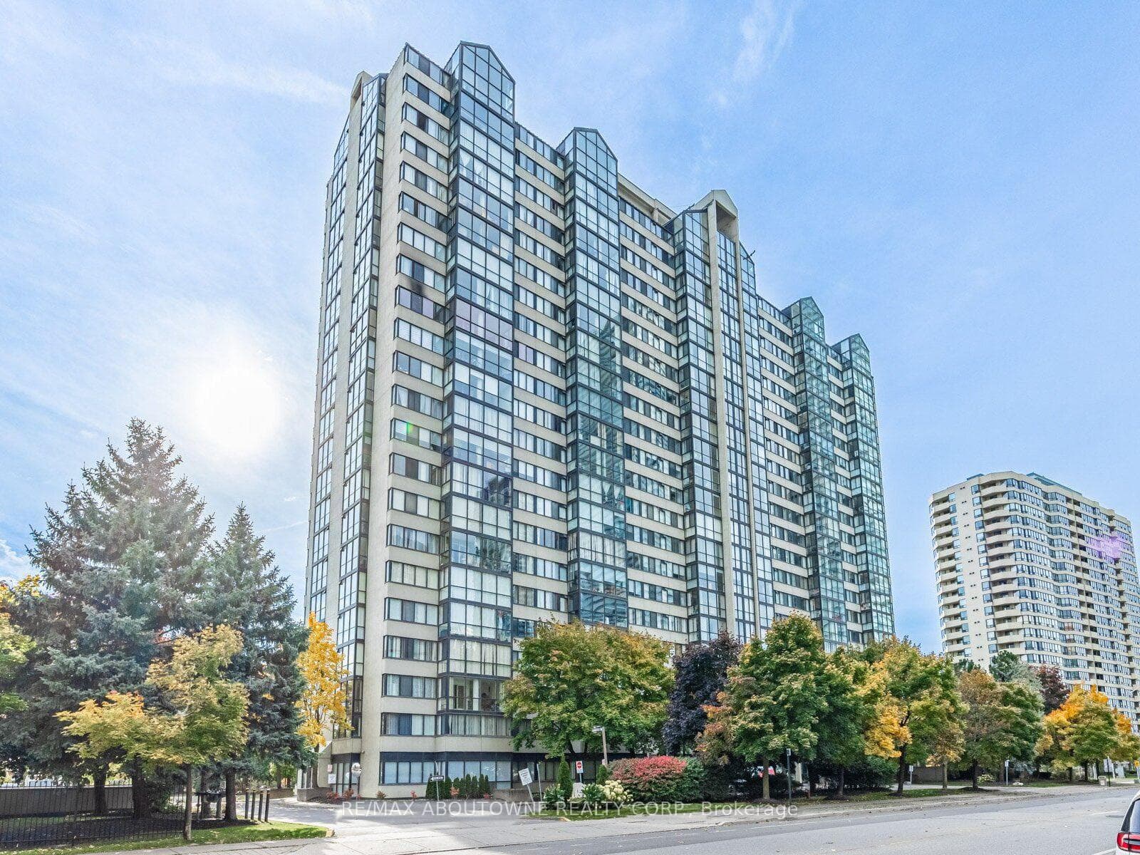 350 Webb Drive Unit 2109, Mississauga, ON L5B 3W4 - Photo 1
