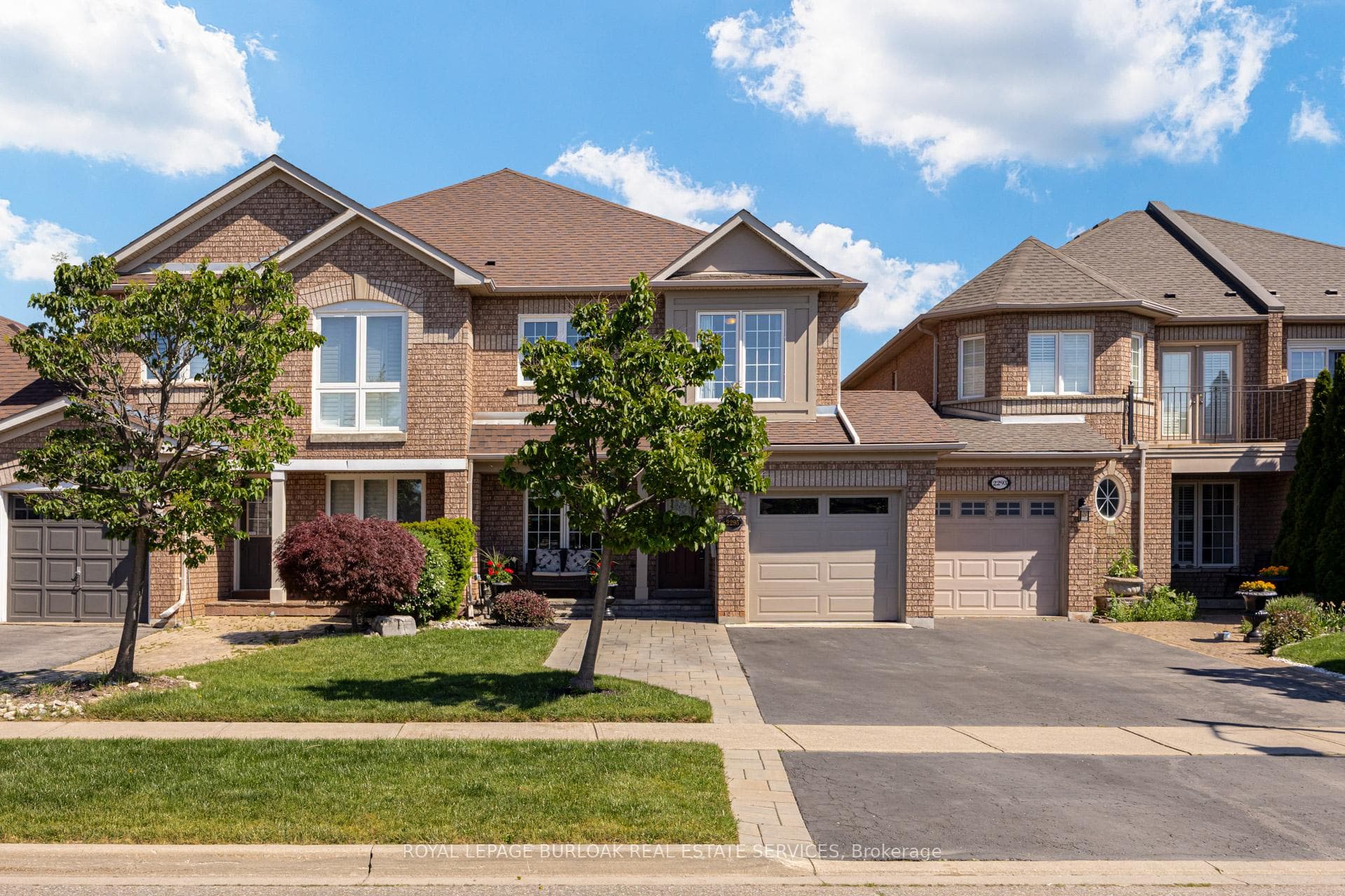2295 Kingfisher Court, Oakville, ON L6M 3Z3 - Photo 1