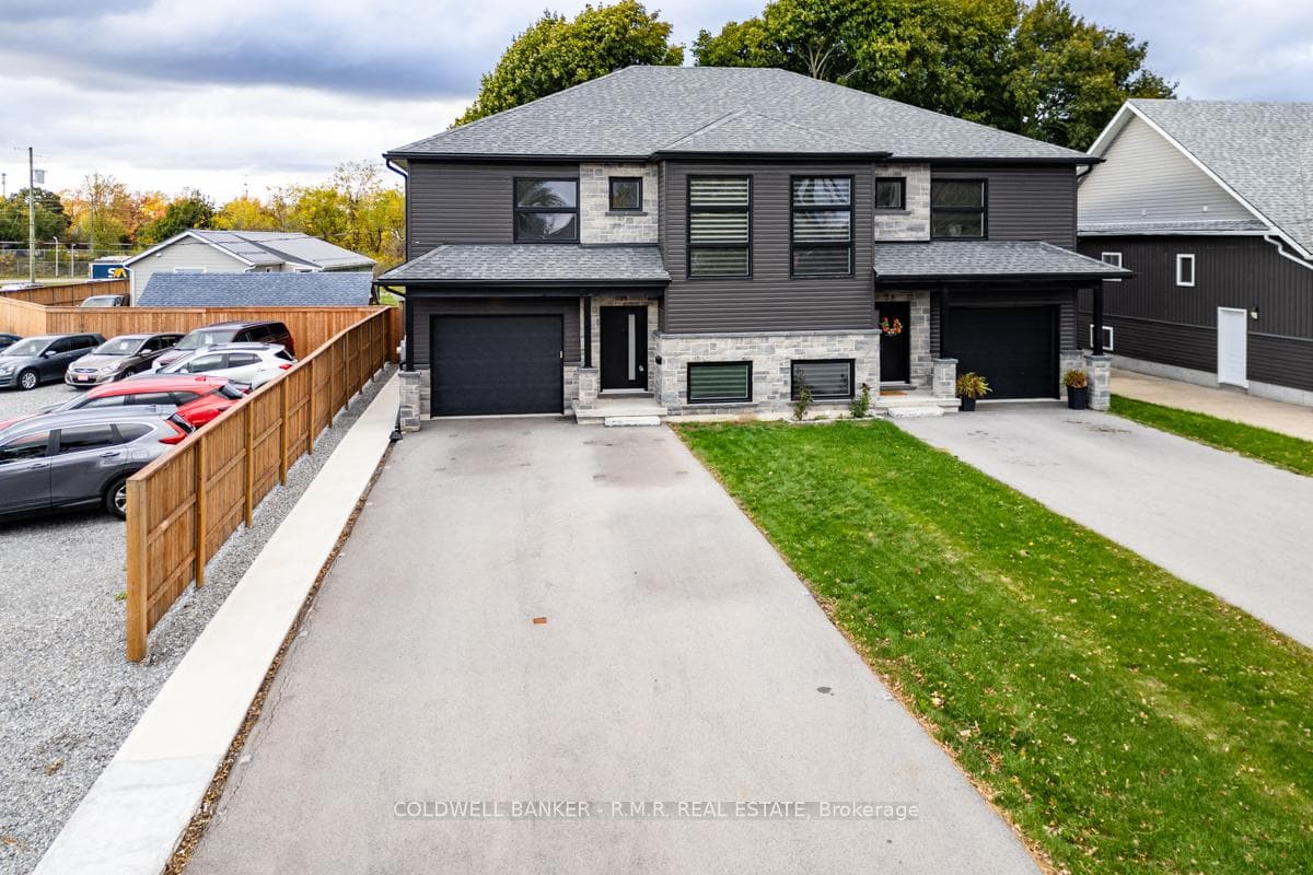 36 Page Street, Port Colborne, ON L3K 5V1 - Photo 1