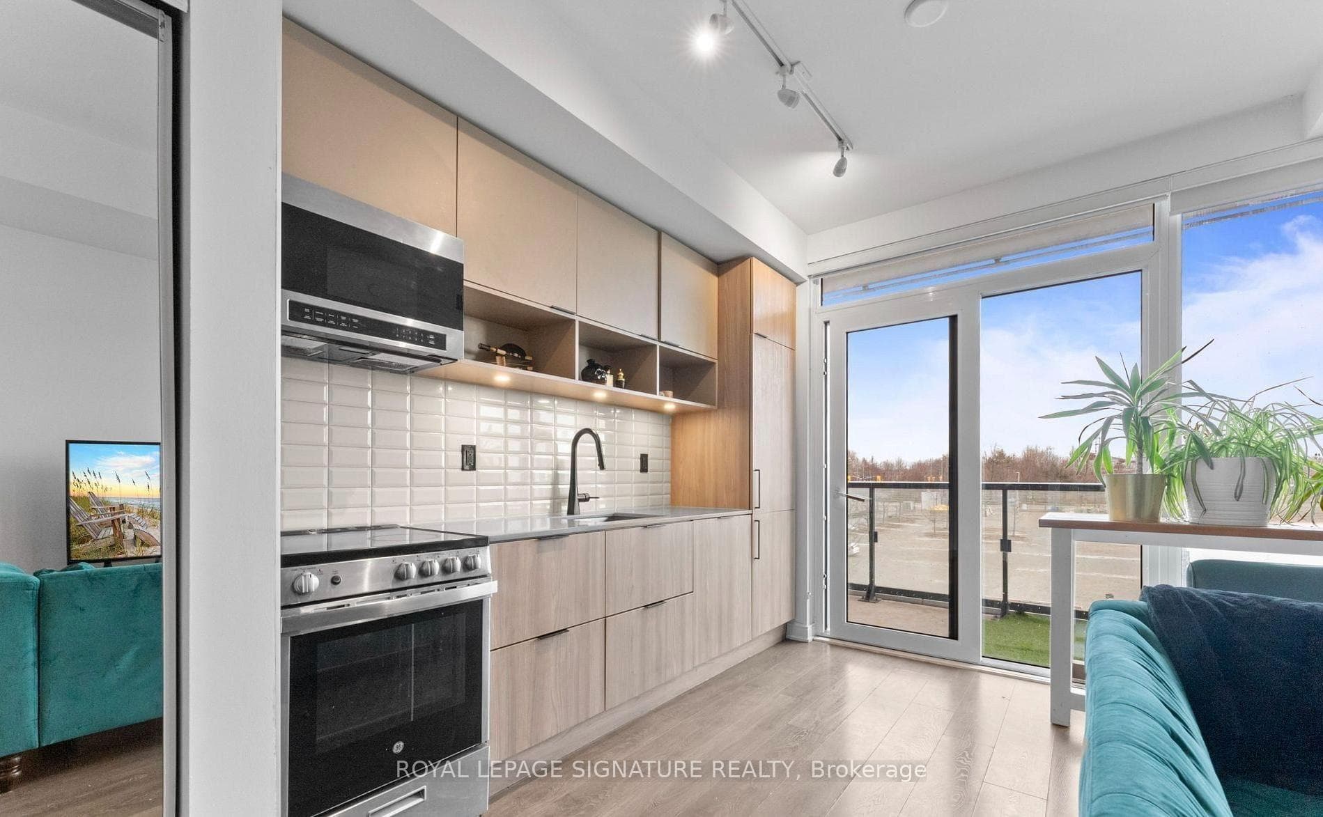 35 Rolling Mills Road Unit N326, Regent Park / Cabbagetown / St. James Town, ON M5A 0V6 - Photo 1
