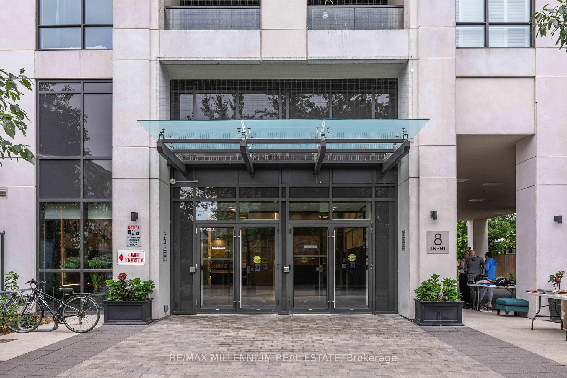 8 Trent Avenue Unit 407, The Beaches / Upper Beaches, ON M4C 0A6 - Photo 1