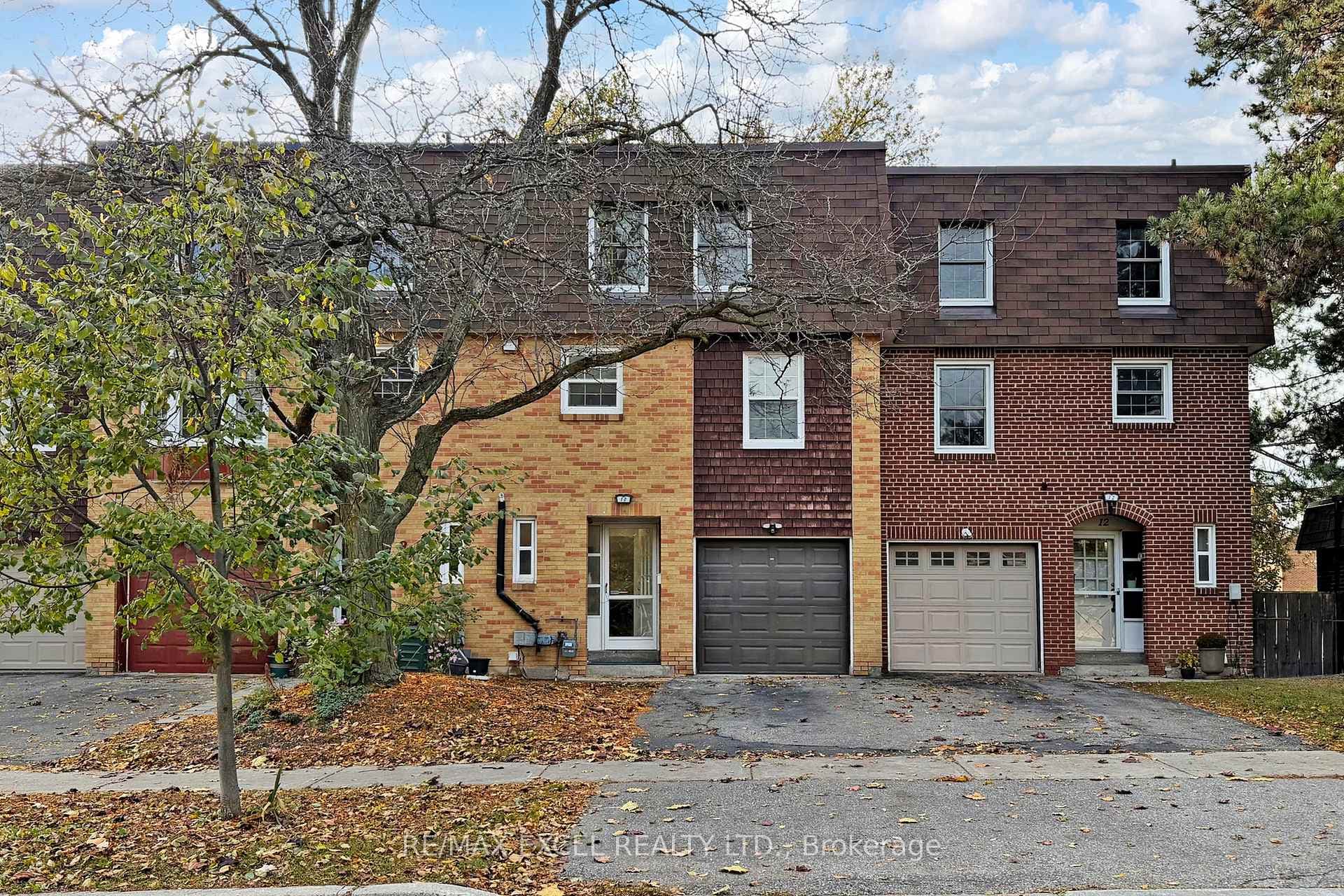 10 CROCKAMHILL Drive, Agincourt / Milliken, ON M1S 3H1 - Photo 1