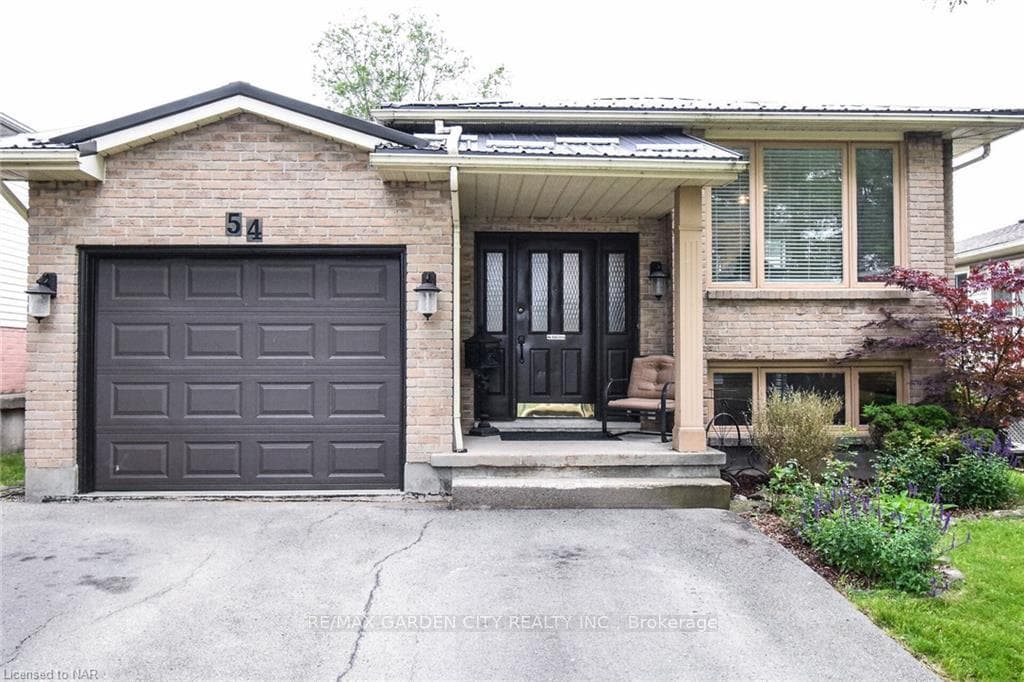 54 Hemlock Street, St. Catharines