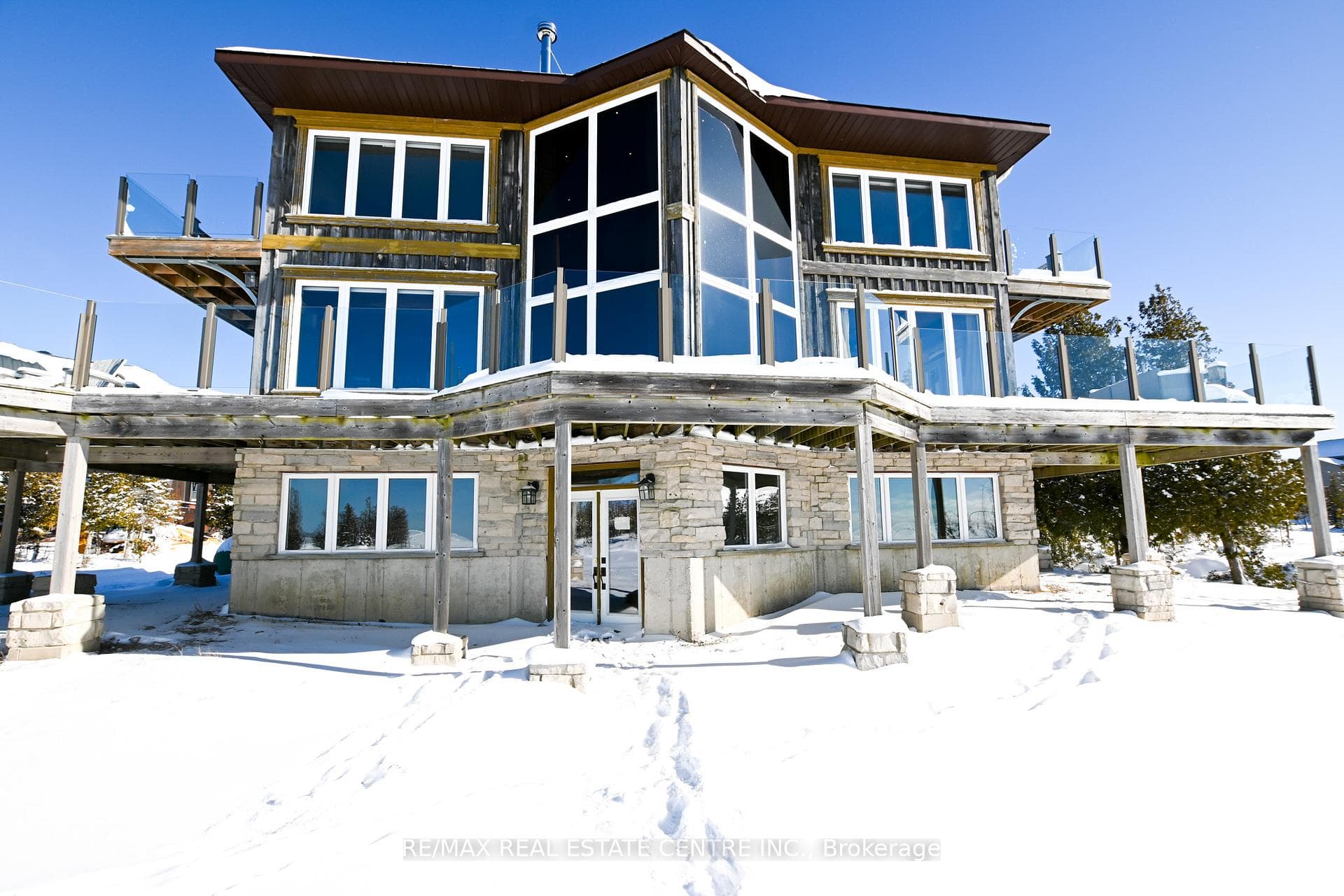 796 Dorcas Bay Road, Northern Bruce Peninsula, ON N0H 2R0 - Photo 1