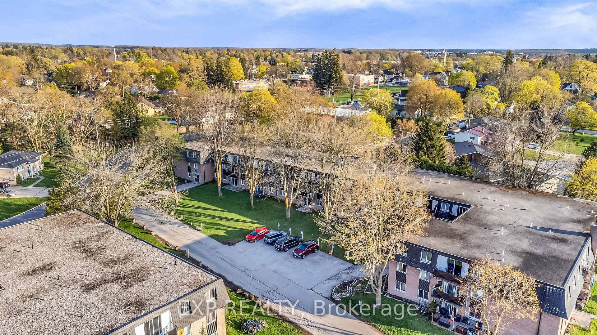 583 Barber Avenue Unit 3, North Perth