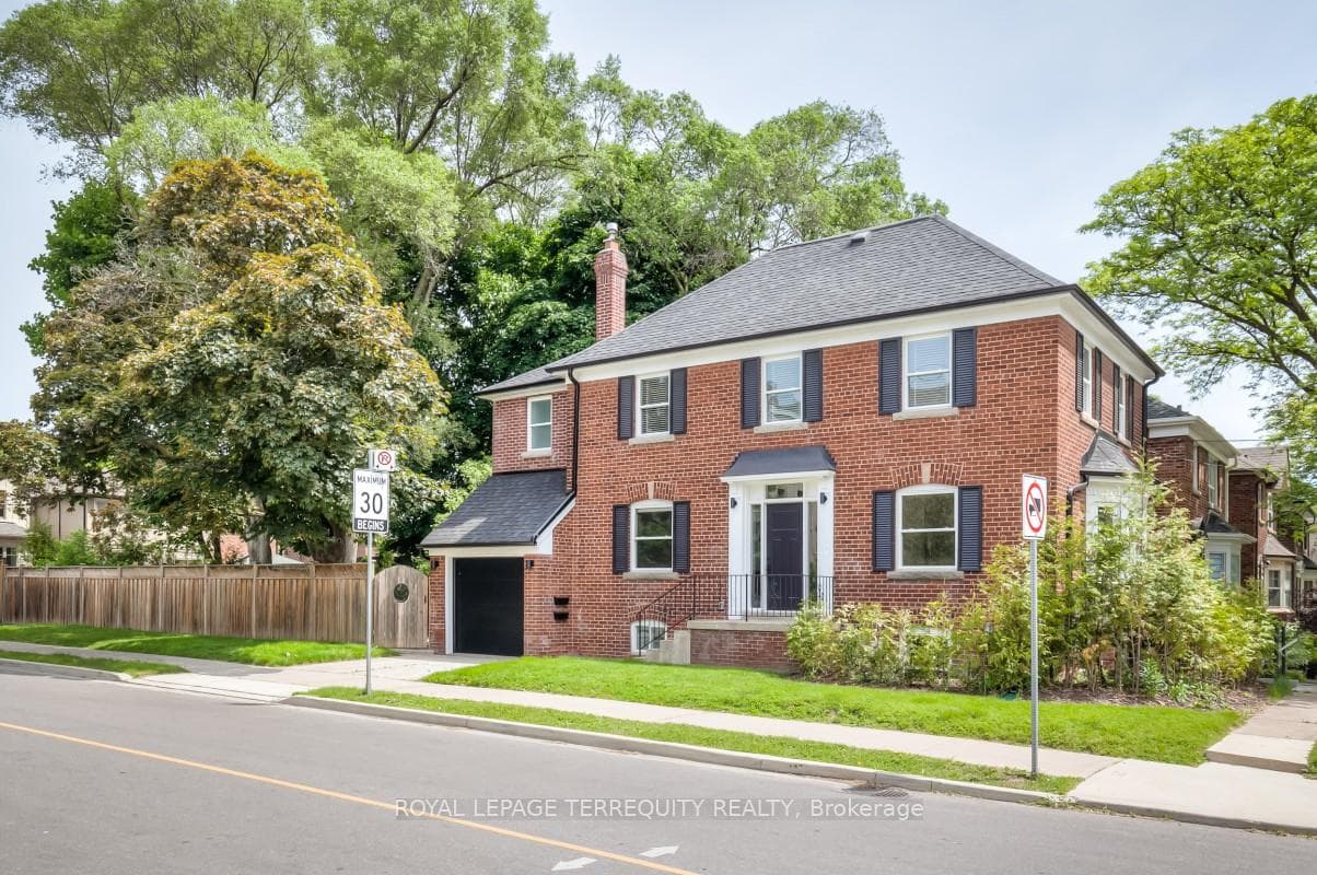674 Eglinton Avenue Unit Lower, Flemingdon Park / Don Mills, ON M4G 2K5 - Photo 1